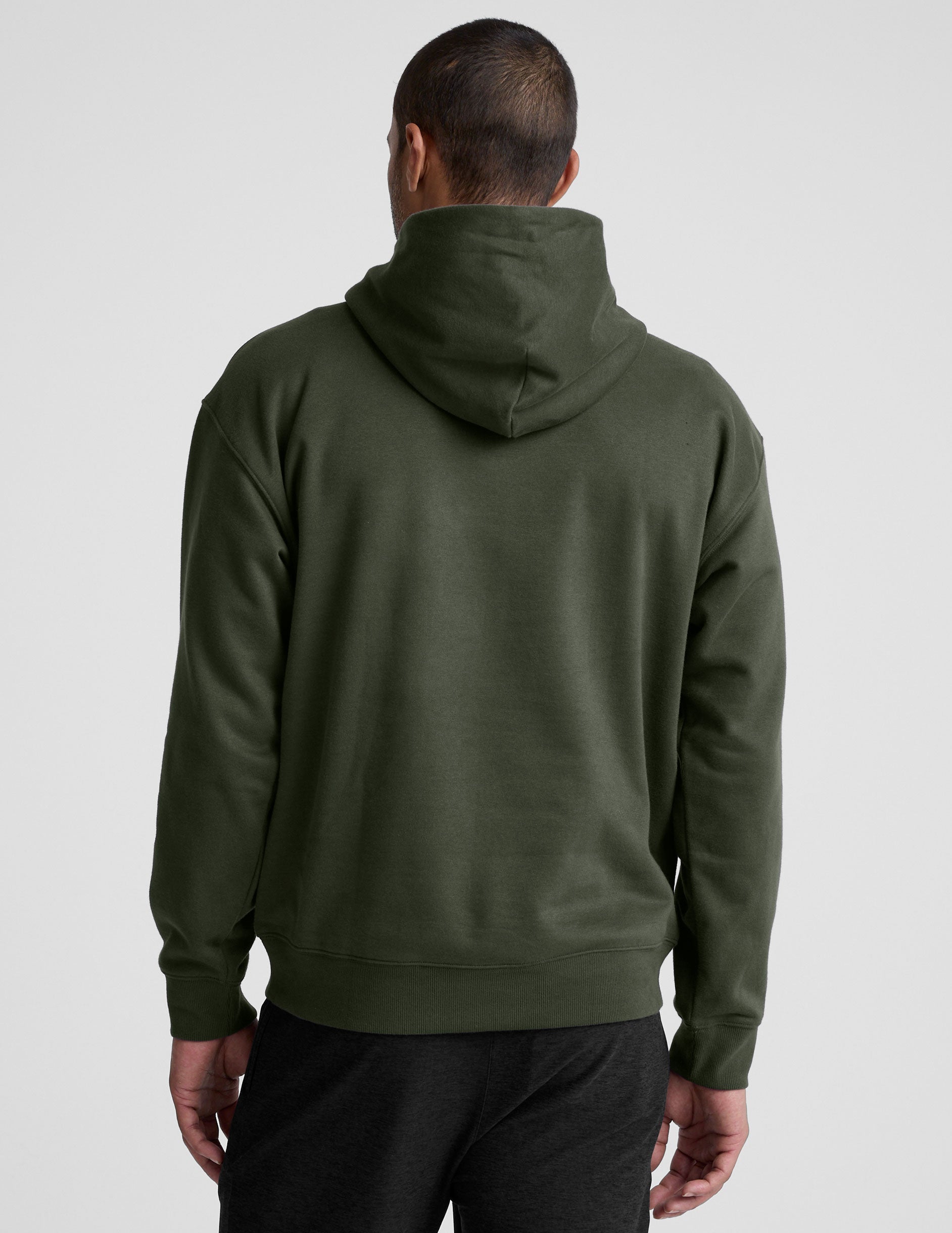 Plush Fleece Men's Hoodie: Relaxed Fit, Kangaroo Pocket, Ribbed Cuffs
