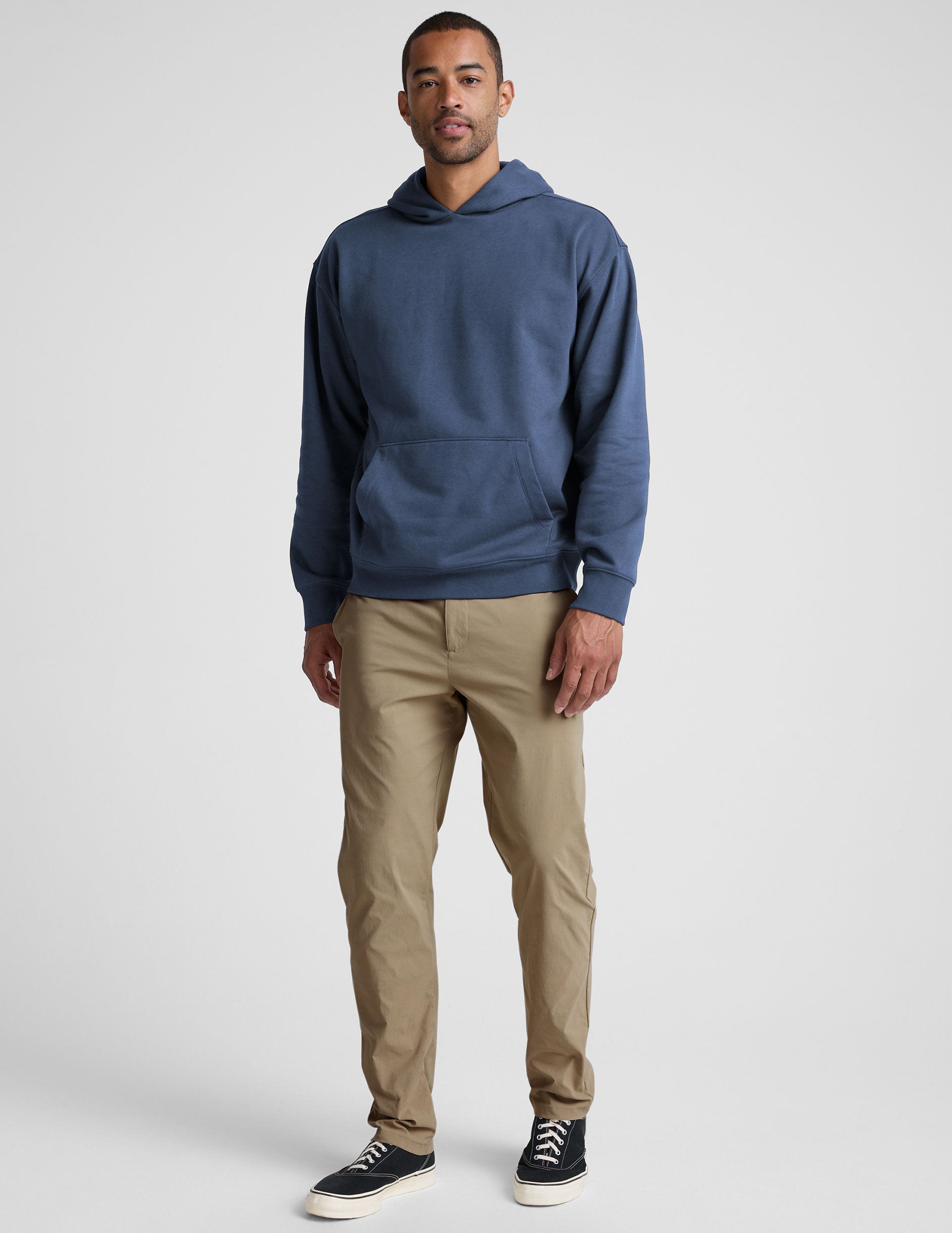 Beyond Yoga Classic Plush Fleece Men's Hoodie: Relaxed Fit, Ocean Indigo