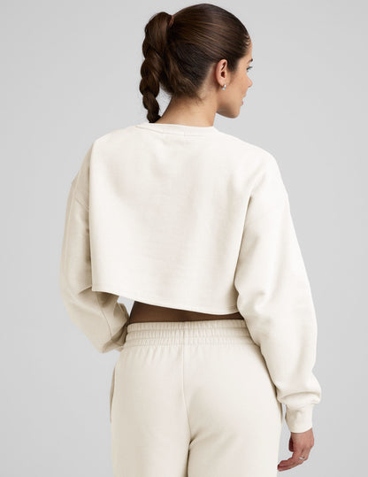 Ultra-Cropped LuxeFleece Boxy Pullover Sweatshirt for Supreme Comfort and Style