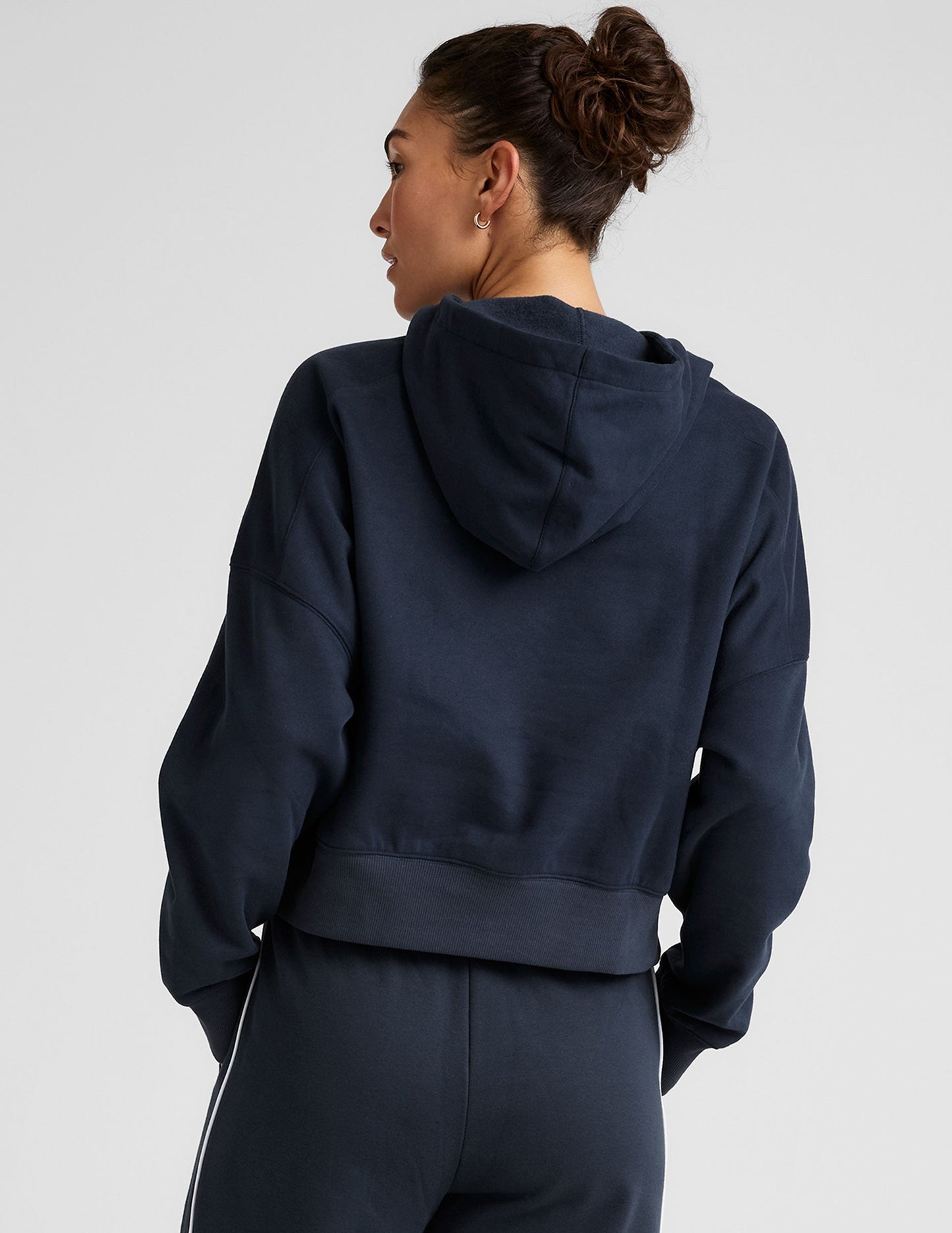 Nocturnal Navy LuxeFleece Cropped Hoodie: Cozy Pullover with Thumbholes and Kangaroo Pocket
