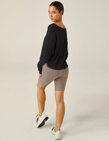 Beyond Yoga Let Loose Pullover: Luxe Softness, Wide Scoop Neck, Relaxed Fit Top