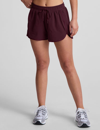 Women's Stretch Woven 2.5-inch Inseam Athletic Course Shorts with Pockets