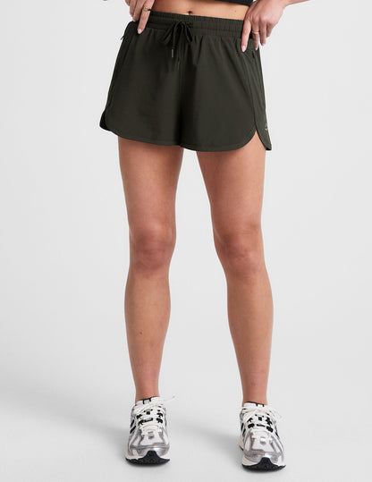 Women's Performance Stretch Woven Shorts: 2.5-Inch Inseam, Moisture-Wicking, Pockets