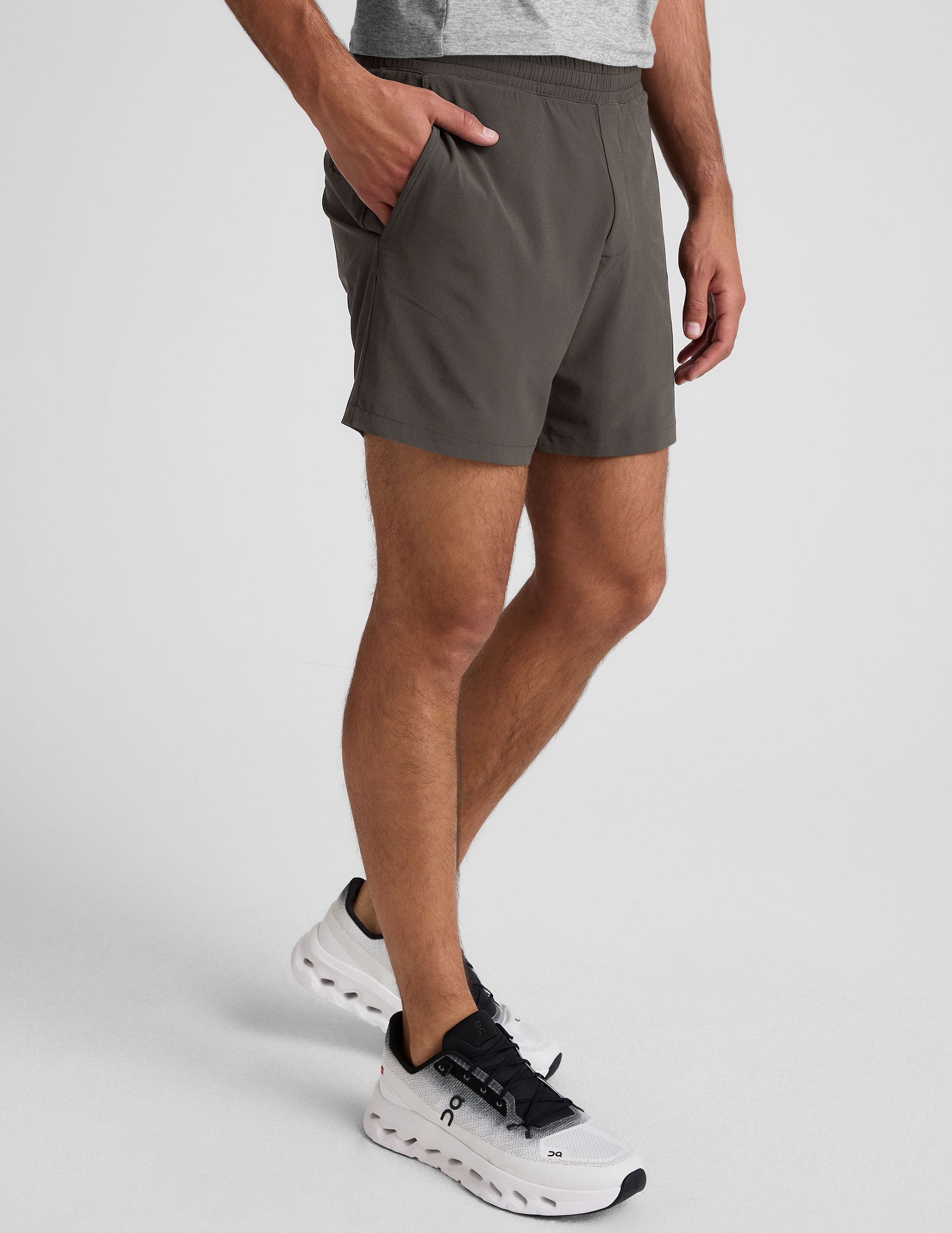 Beyond Yoga Men's Pivotal 2.0 Lined 7-Inch Run Shorts - Moisture-Wicking Performance