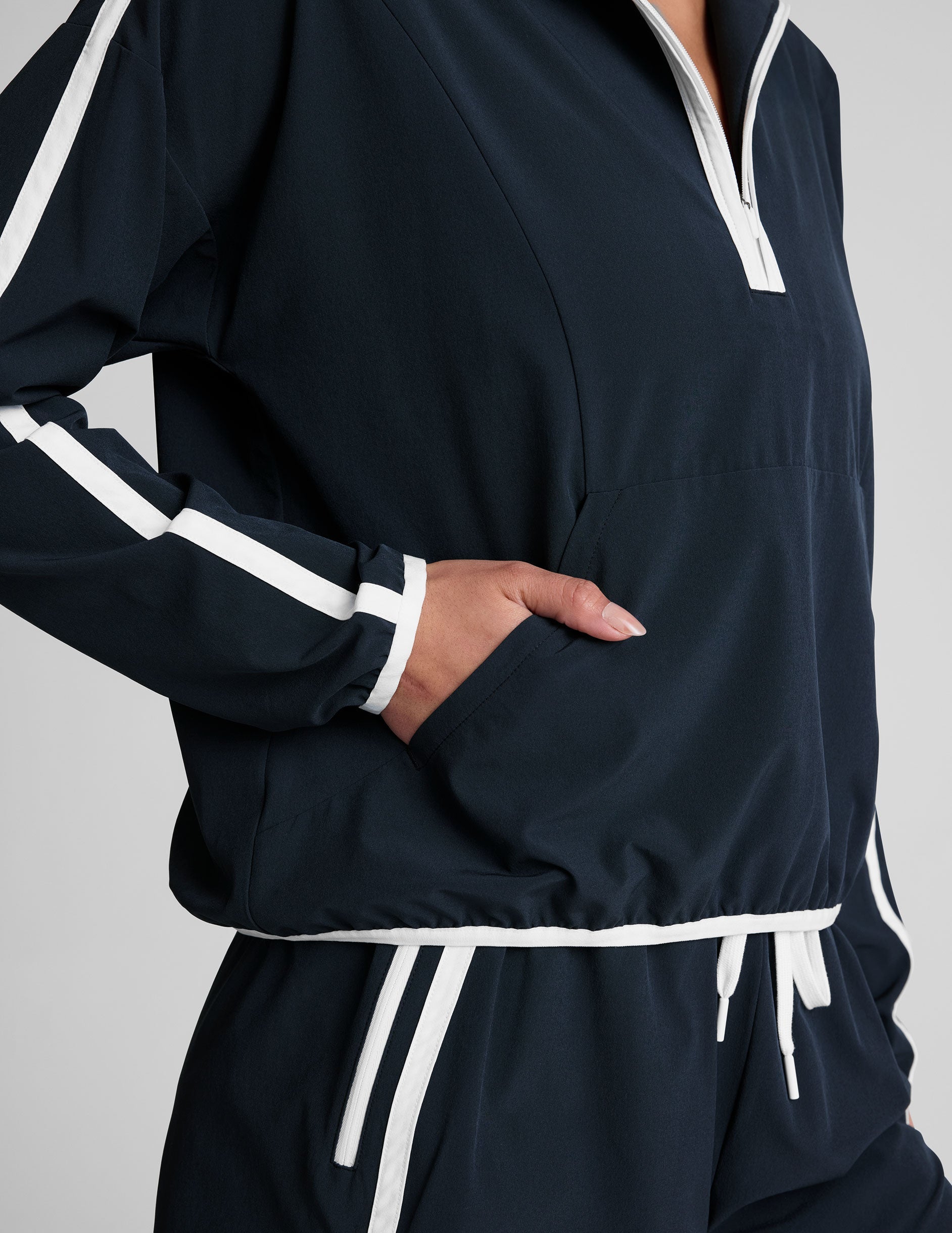 Women's Half-Zip Stretch Woven Pullover: Moisture-Wicking, UV Protection, Kangaroo Pocket