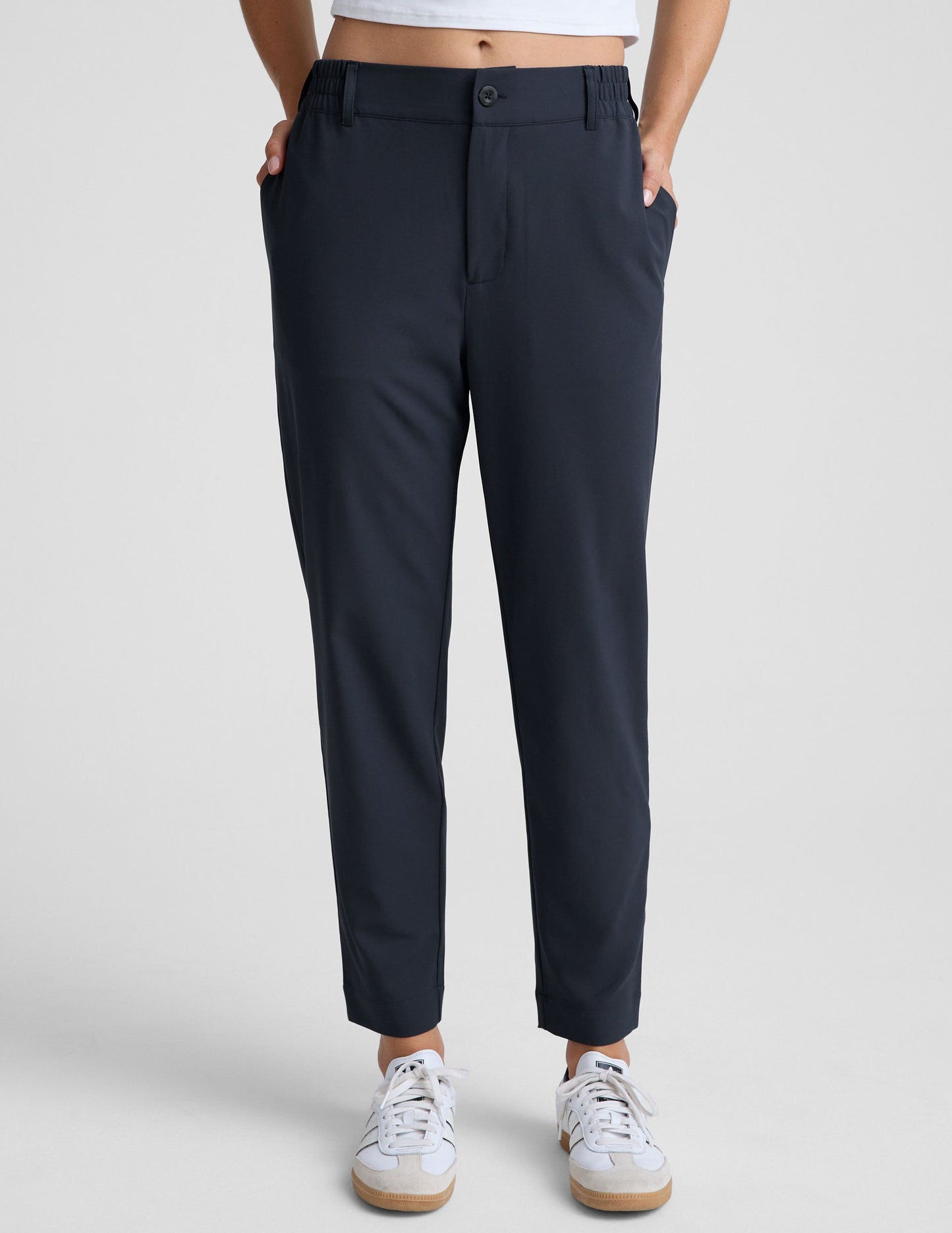 Beyond Yoga Women's Status Tapered Ankle Pant, Jetstretch Woven, Mid-Rise, Nocturnal Navy