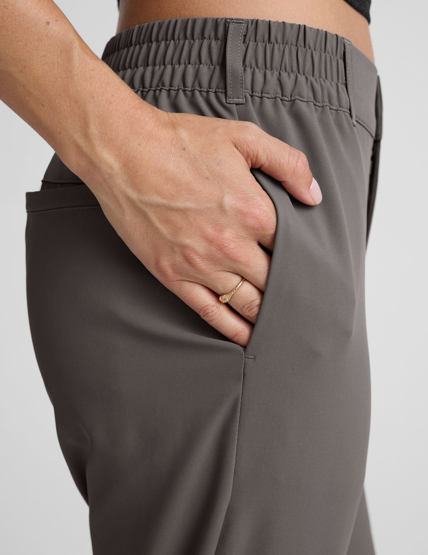 Soft Umber Tapered Comfort Pant: Lightweight Stretch Woven Mid-Rise Style