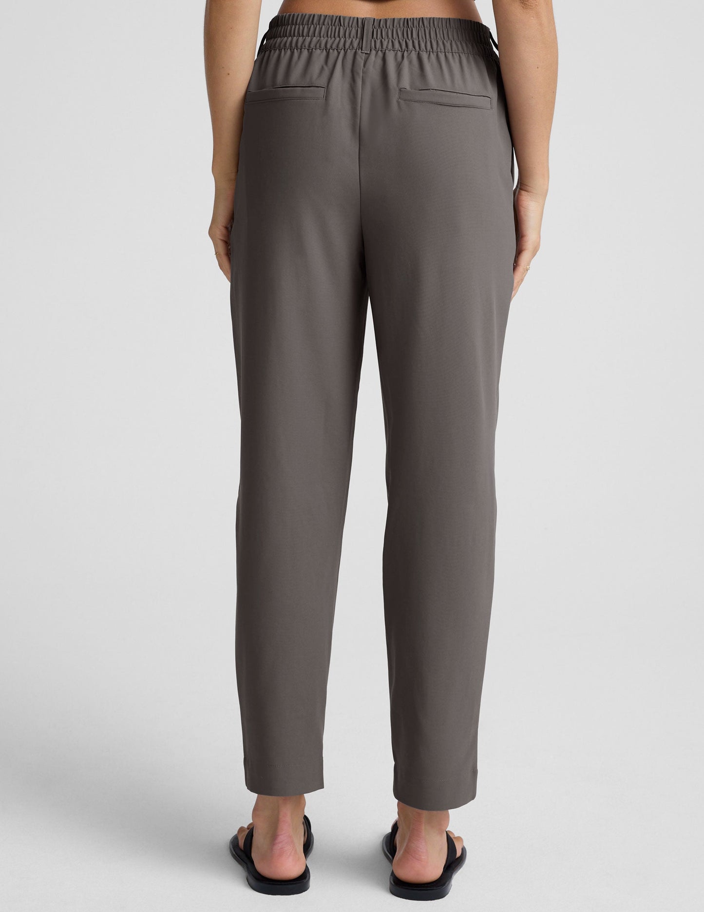 Soft Umber Tapered Comfort Pant: Lightweight Stretch Woven Mid-Rise Style
