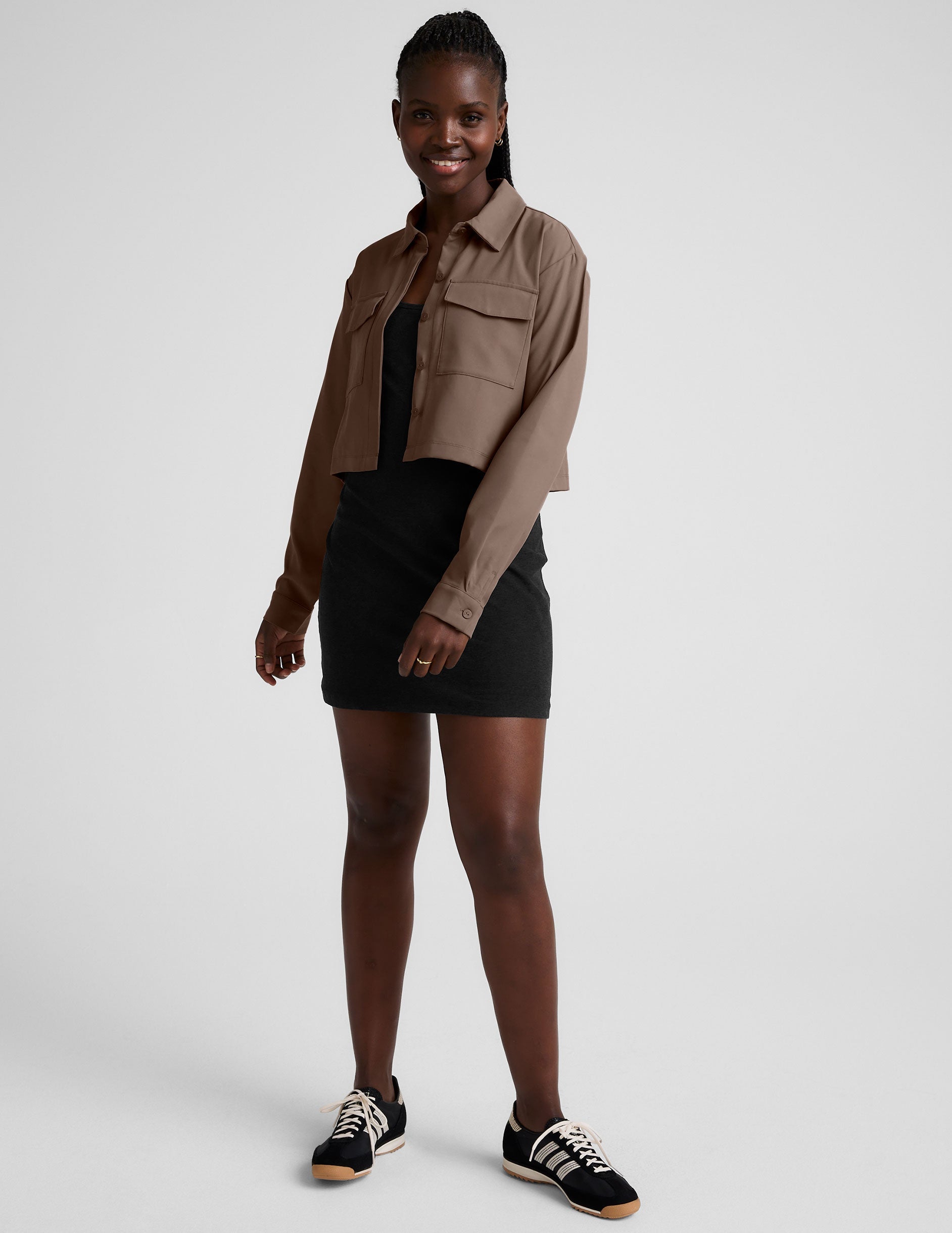 Effortless JetStretch Woven Cropped Jacket: Stylish Button-Down, Relaxed Fit, Versatile