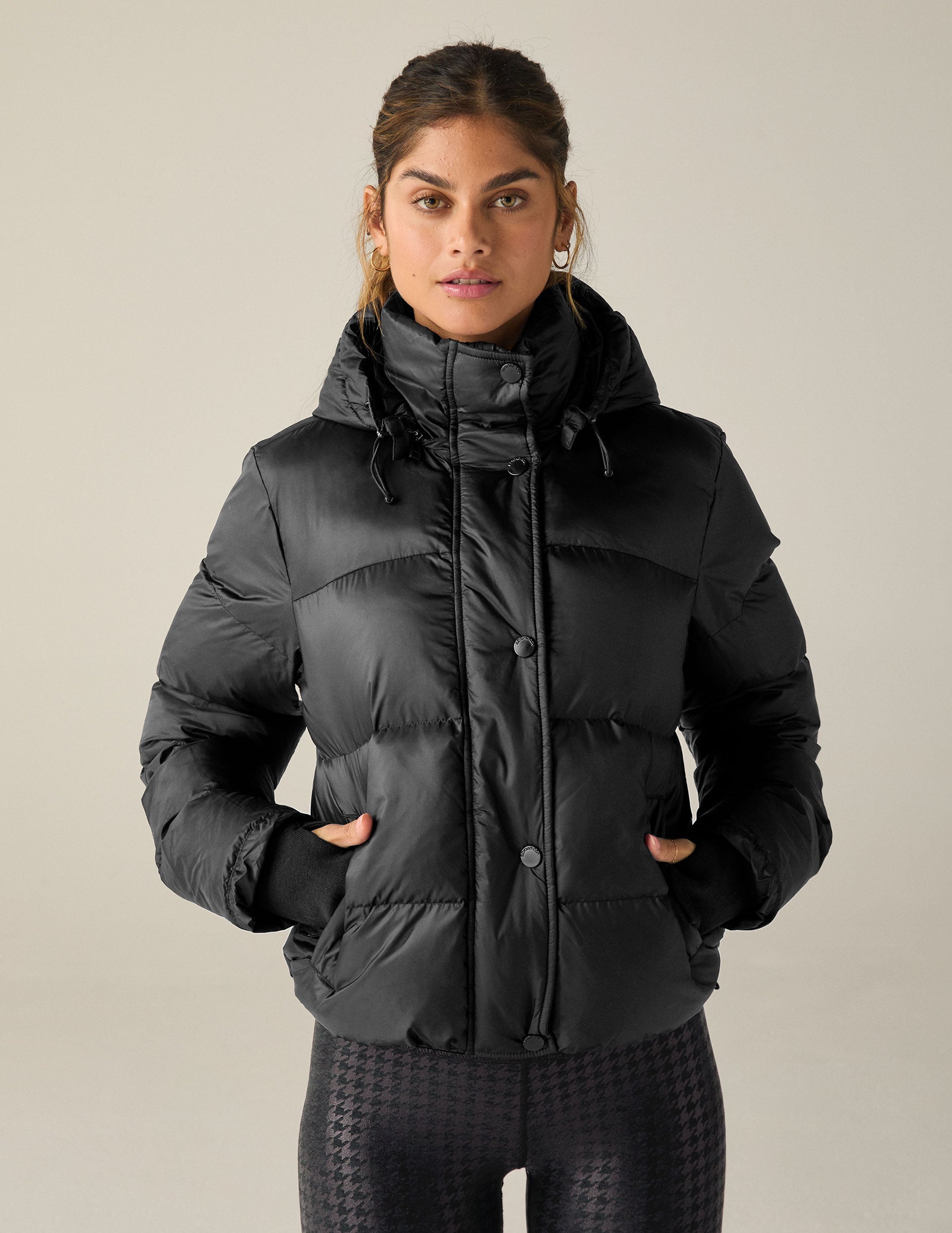 Women's Black Cozy Hooded Puffer Jacket – Warm Insulated Winter Coat with Thumbholes