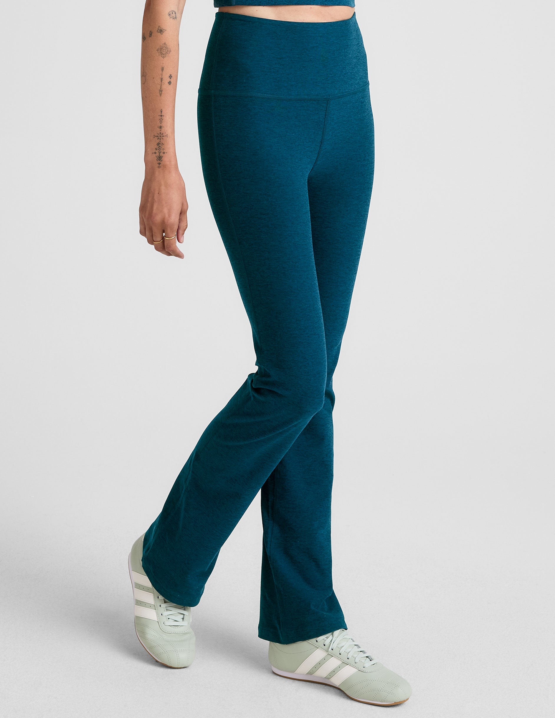 Luxurious Spacedye High-Waisted Bootcut Pants: Flattering Fit, Yoga & Everyday Comfort