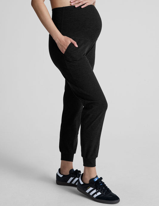 Ultra-Soft Spacedye Maternity Midi Joggers: High-Waisted Comfort for Expecting Moms