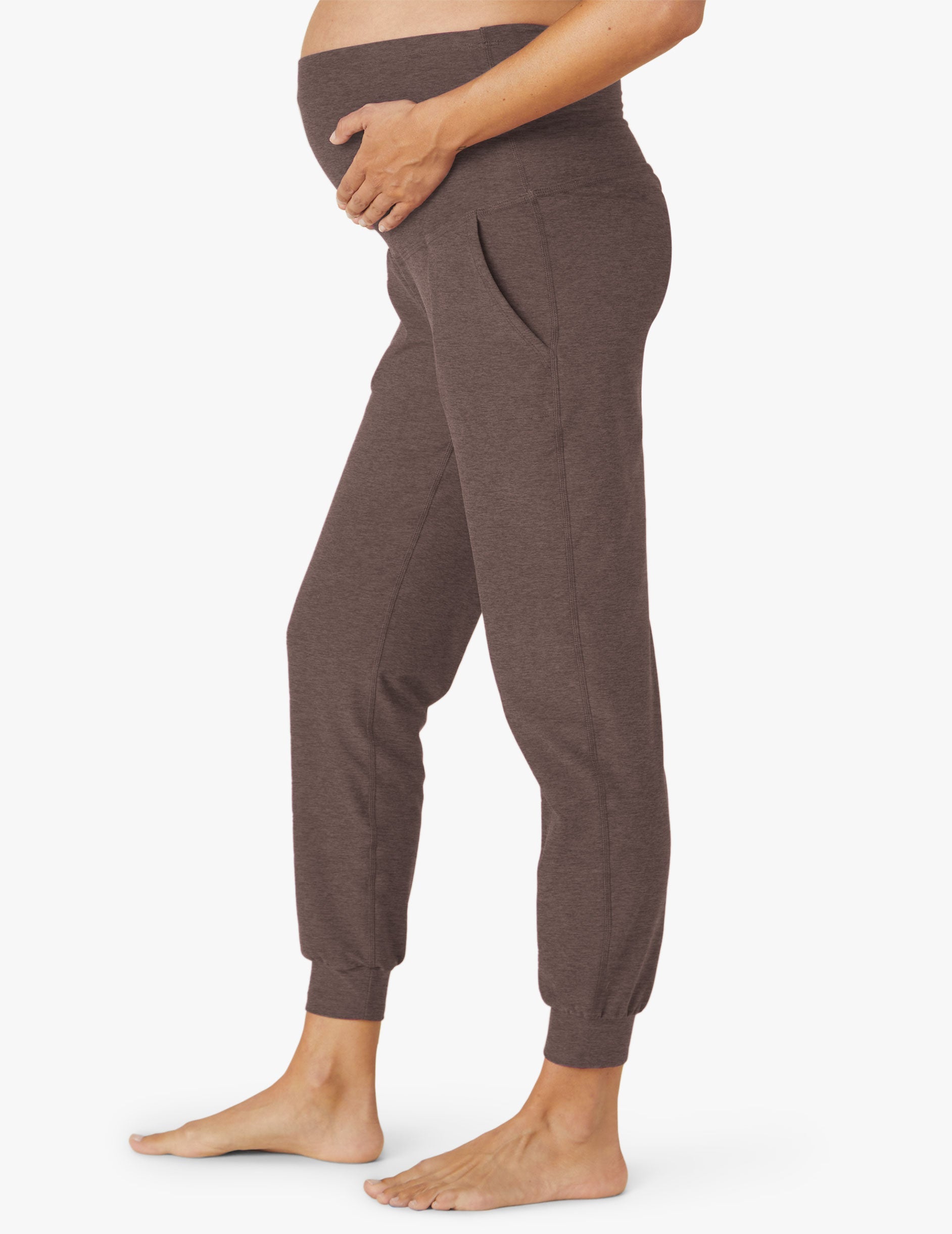 Ultra-Soft Spacedye Maternity Joggers: Comfortable Tapered Midi Length for Moms-to-Be