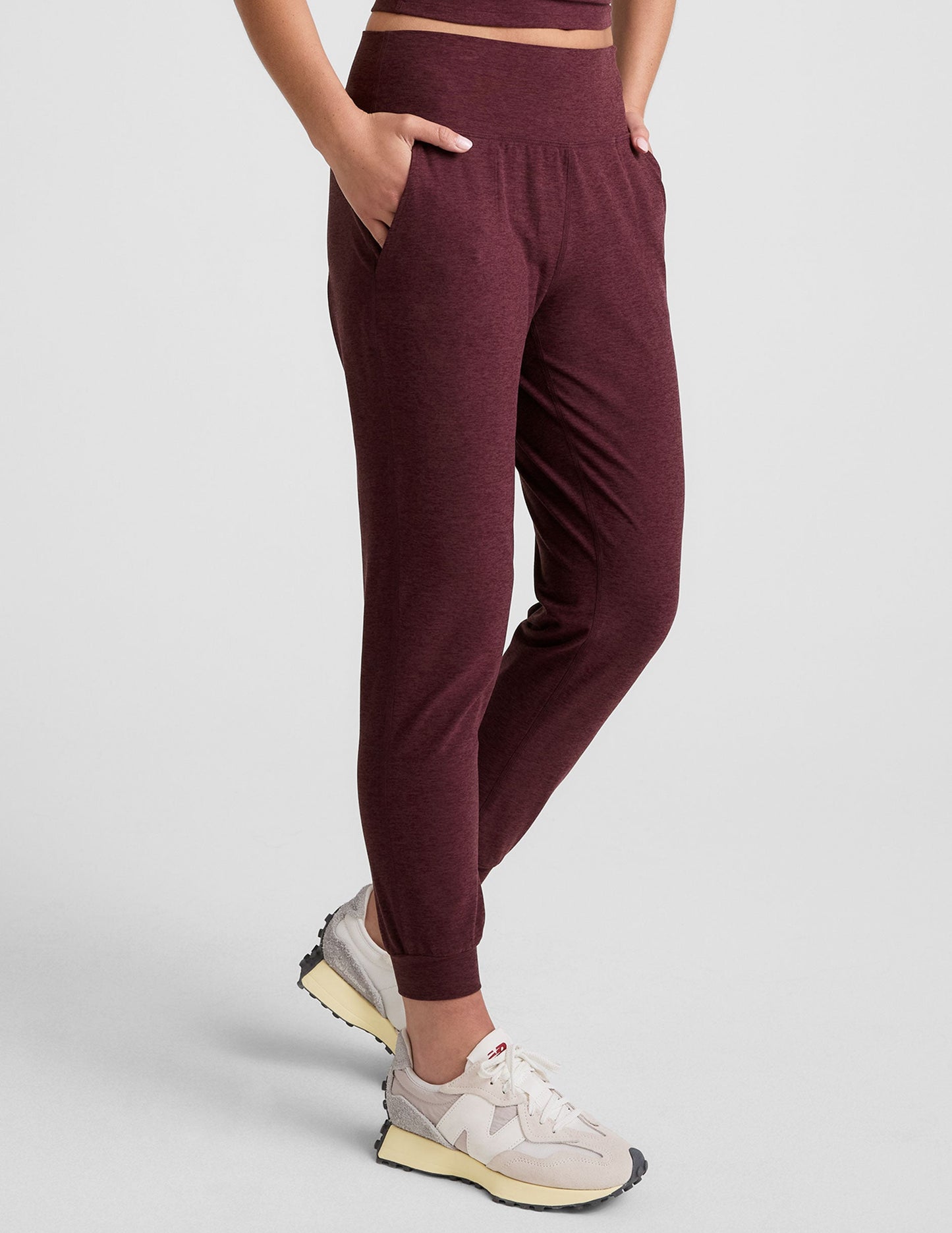 Beyond Yoga Spacedye Midi Jogger: Ultra Soft Tapered Athleisure Pants