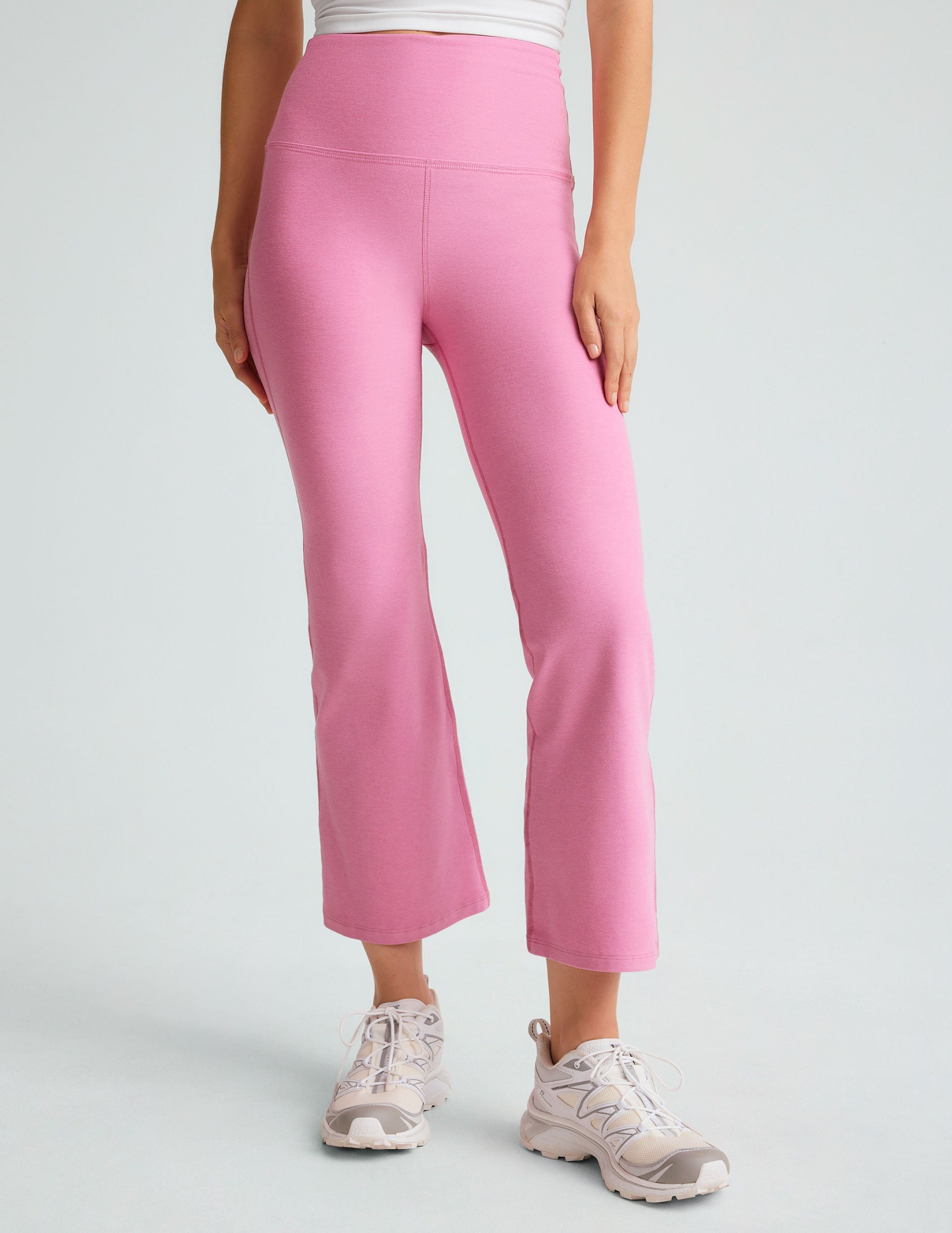 Beyond Yoga Spacedye Retro Cropped Flare Pant: High-Waisted Comfort & Style