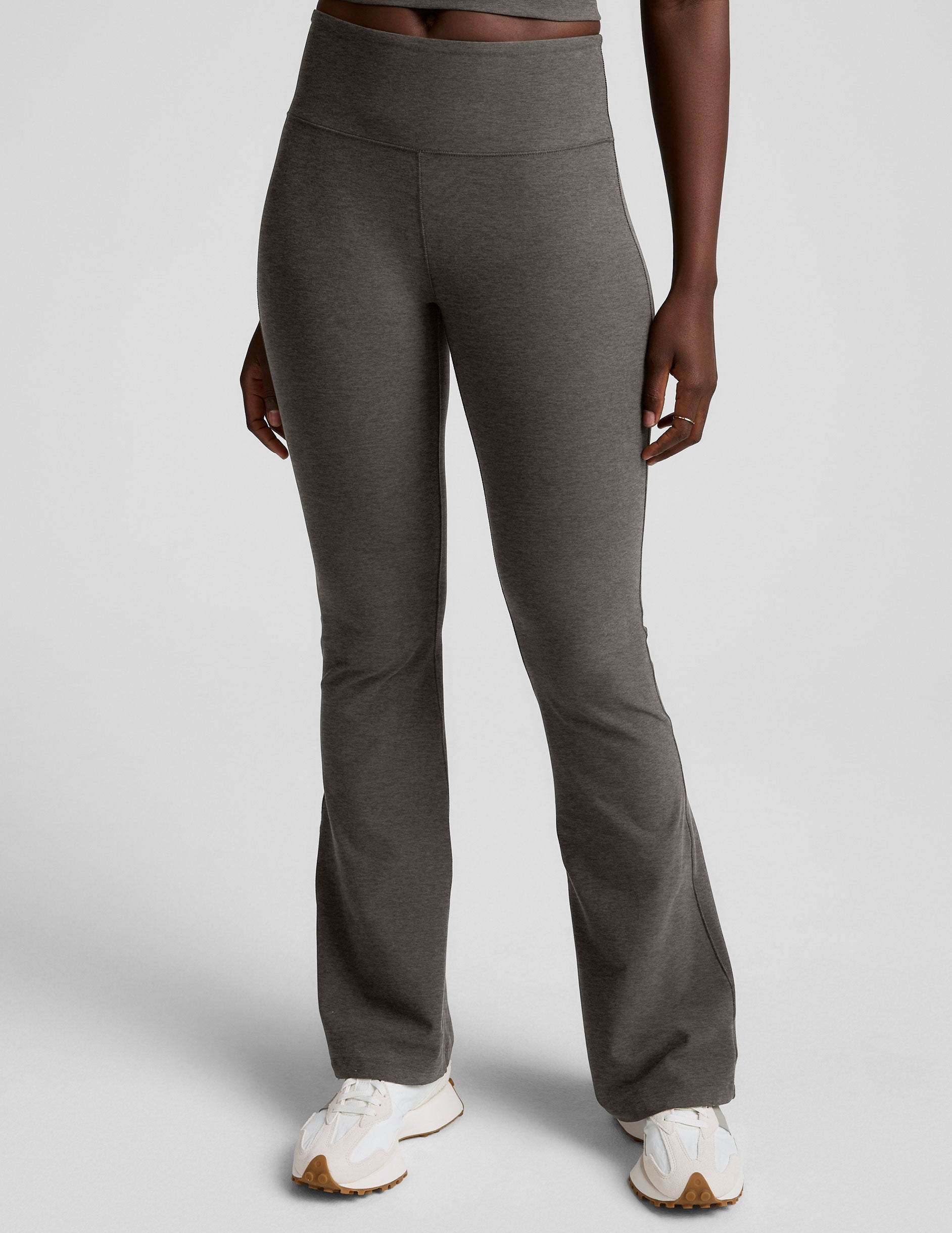 Beyond Yoga Spacedye Mid-Rise Bootcut Pant: Flexible, Stylish, Activewear Essential