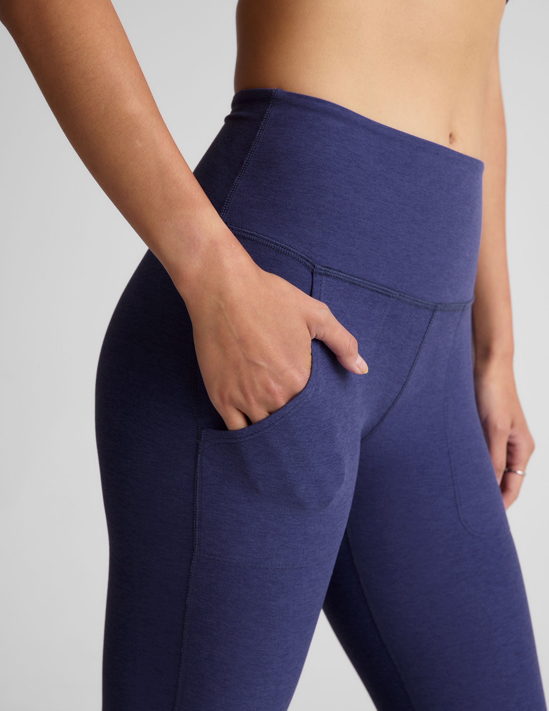 Spacedye High Waisted Bootcut Practice Pants: Ultimate Comfort with Handy Pockets