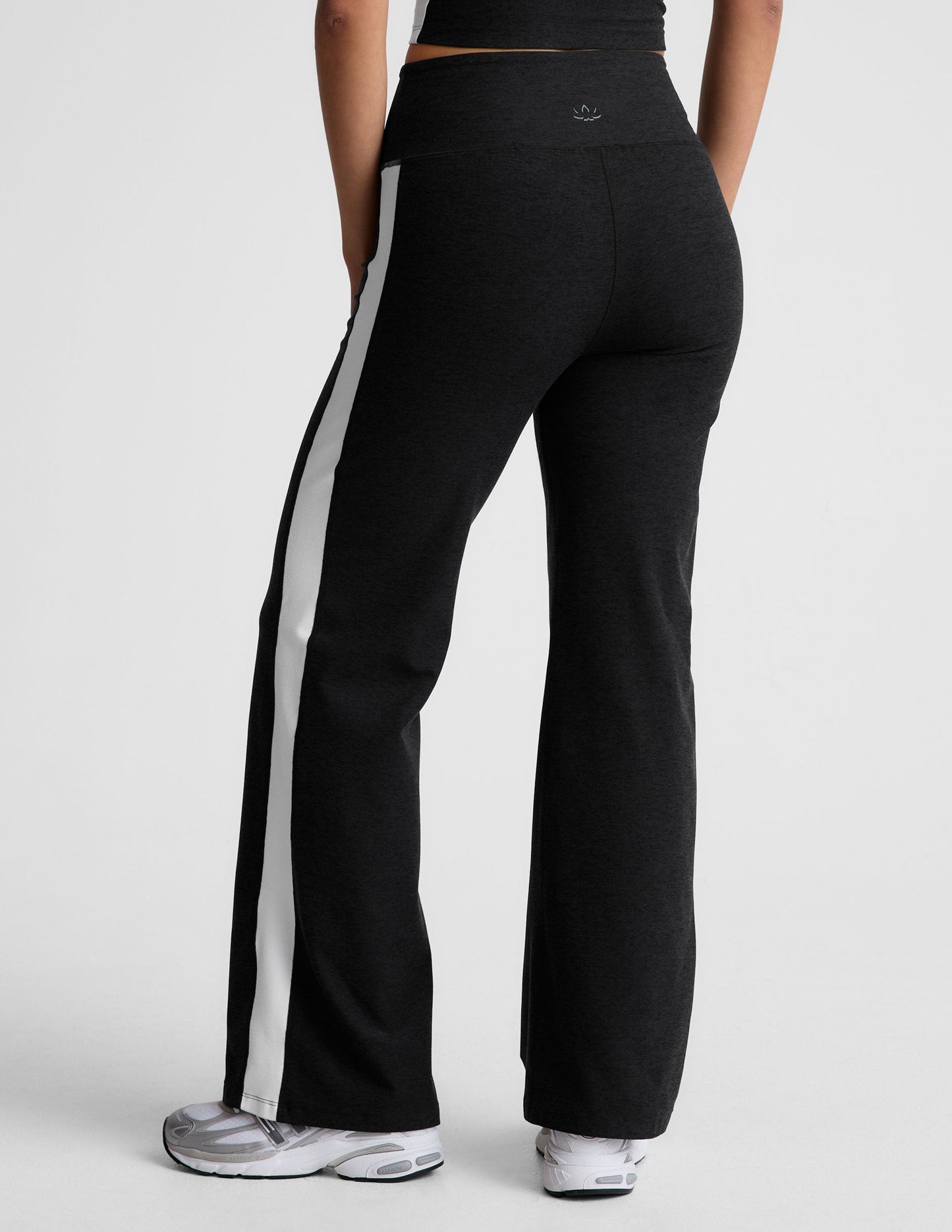 Soft Spacedye Wide Leg Pant – Retro Style, Comfortable Activewear