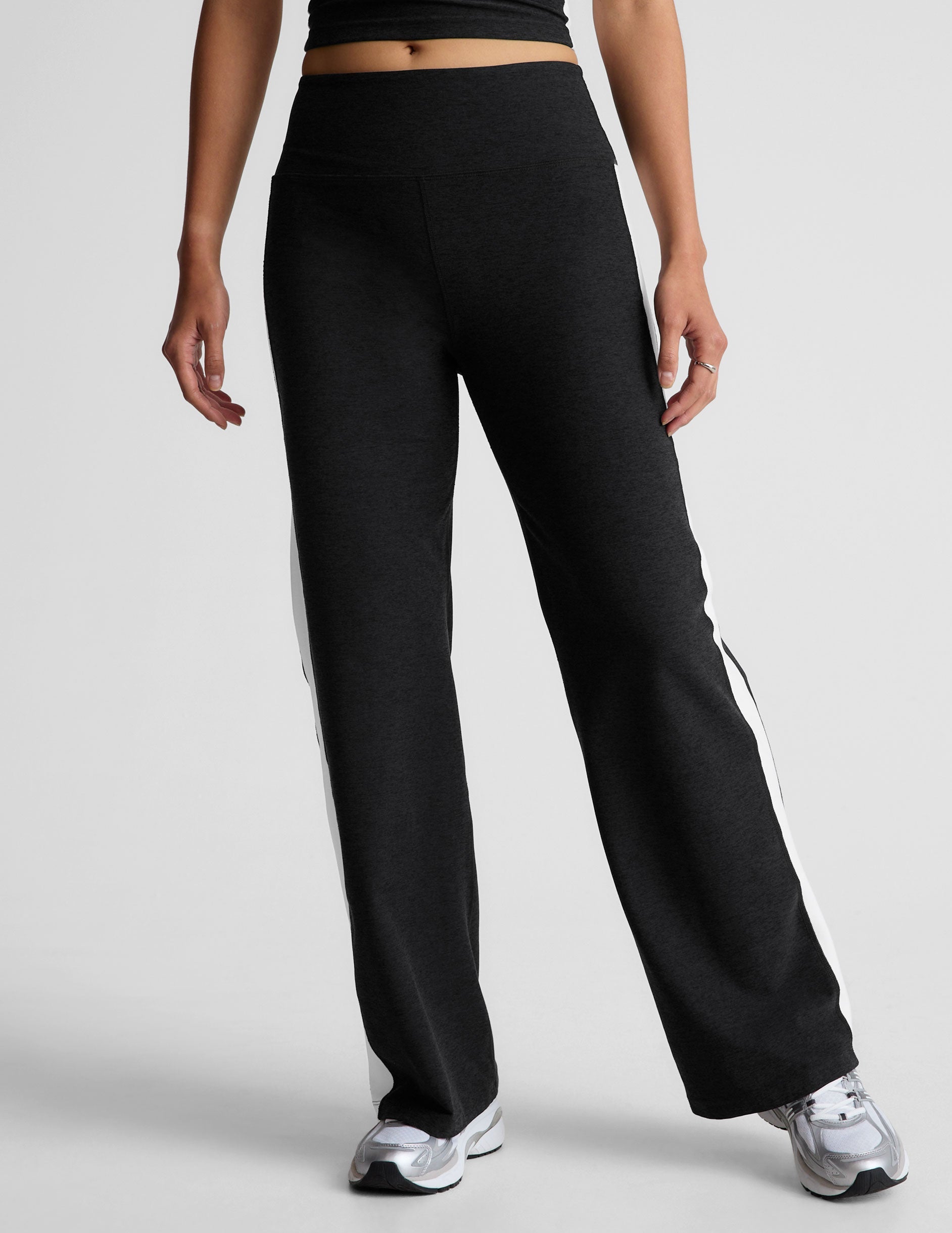 Soft Spacedye Wide Leg Pant – Retro Style, Comfortable Activewear
