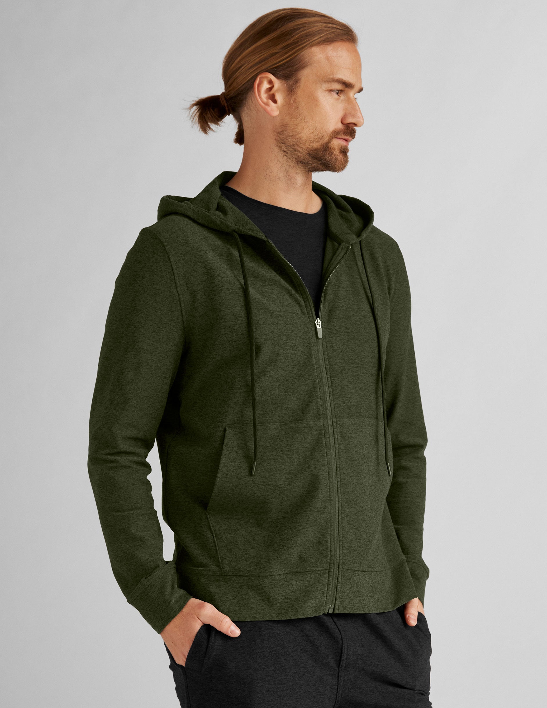 Beyond Yoga Men's Featherweight Spacedye Full-Zip Hoodie – Beyond Olive Heather