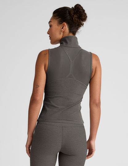 Venice Athletic Zip-Up Vest with Mesh Back, Secure Pockets, Stylish Performance