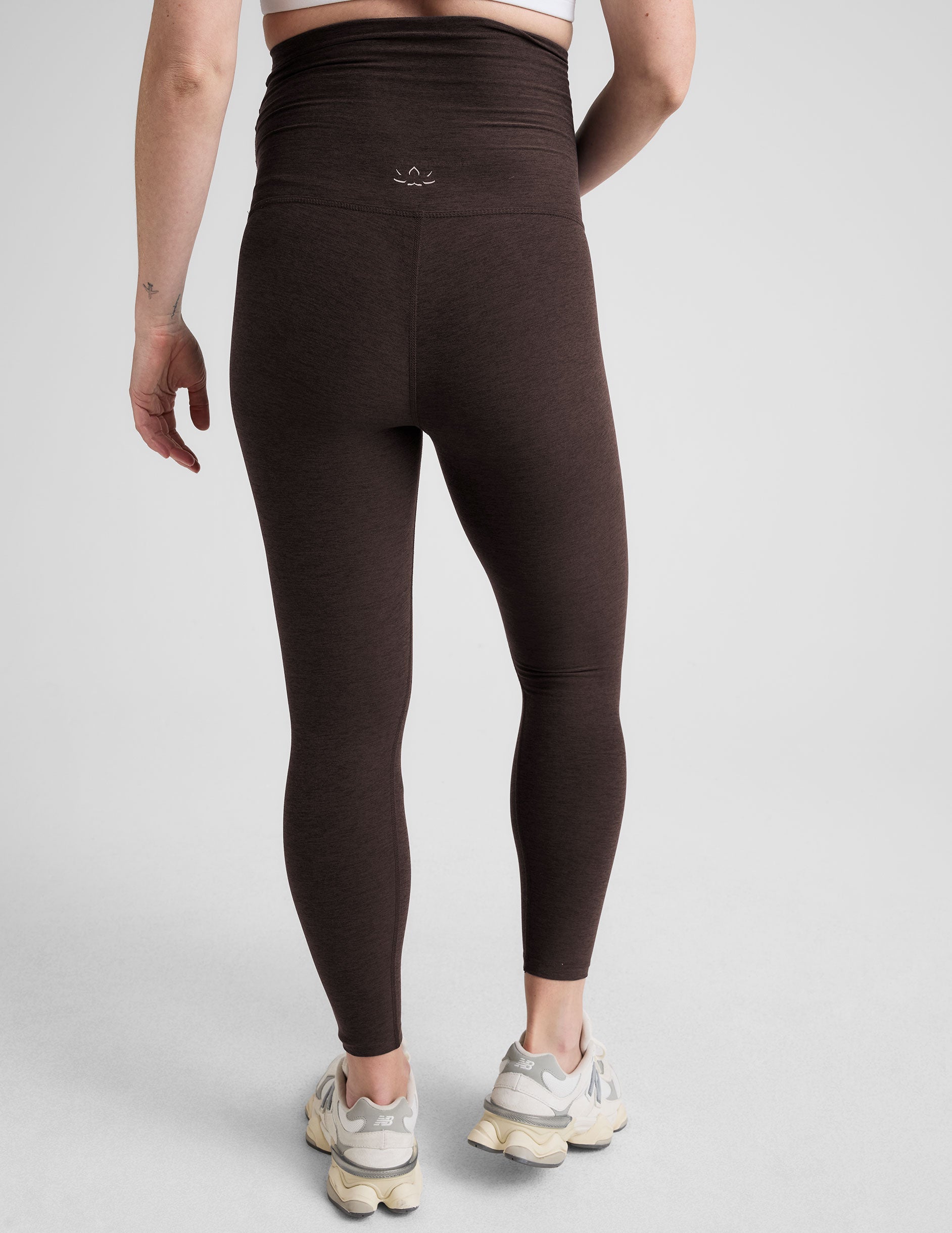 Ultra-Soft Spacedye Maternity Midi Leggings: Comfort for Every Pregnancy Stage