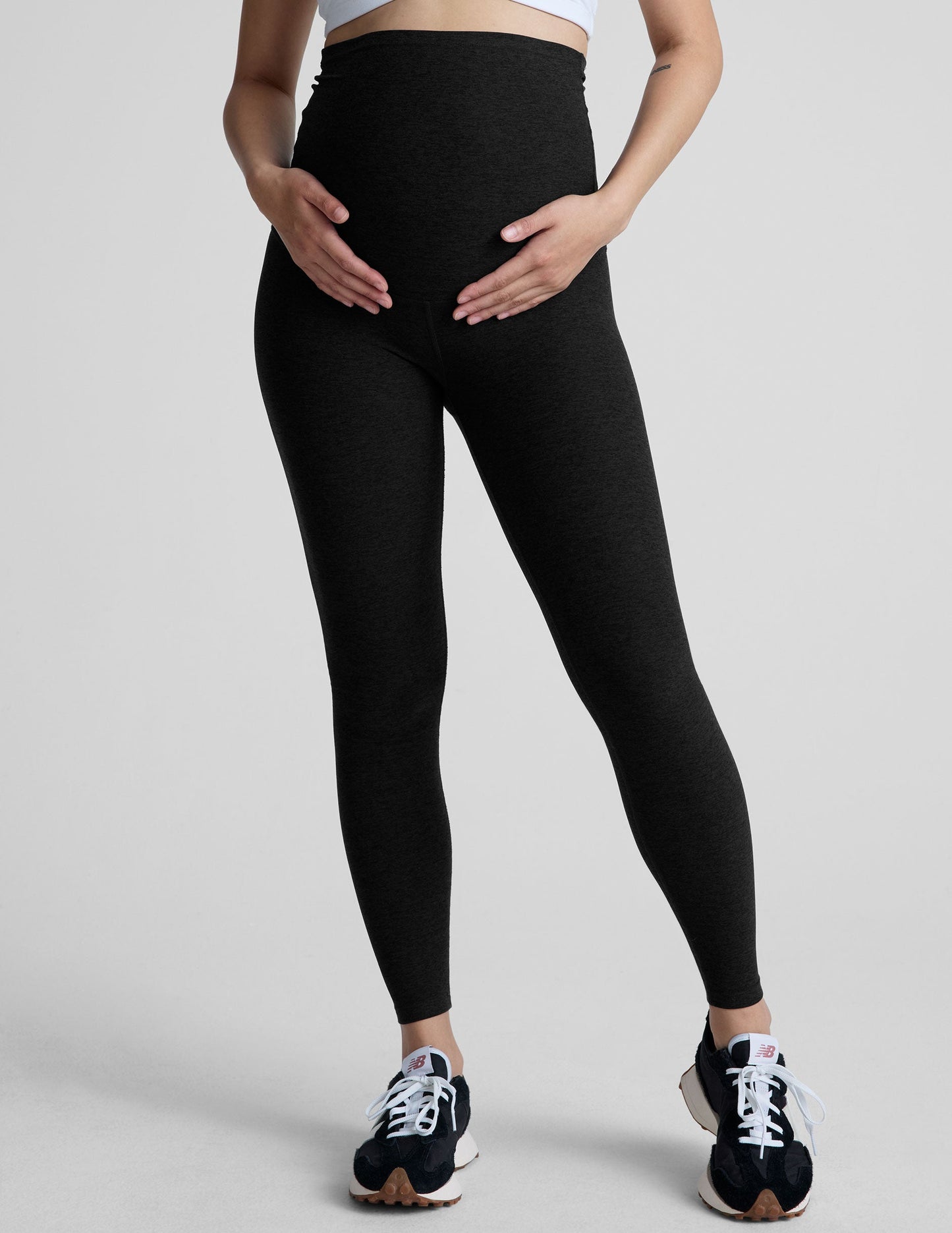 Spacedye Ultra-Soft Maternity Midi Leggings: Cozy Support for Your Bump