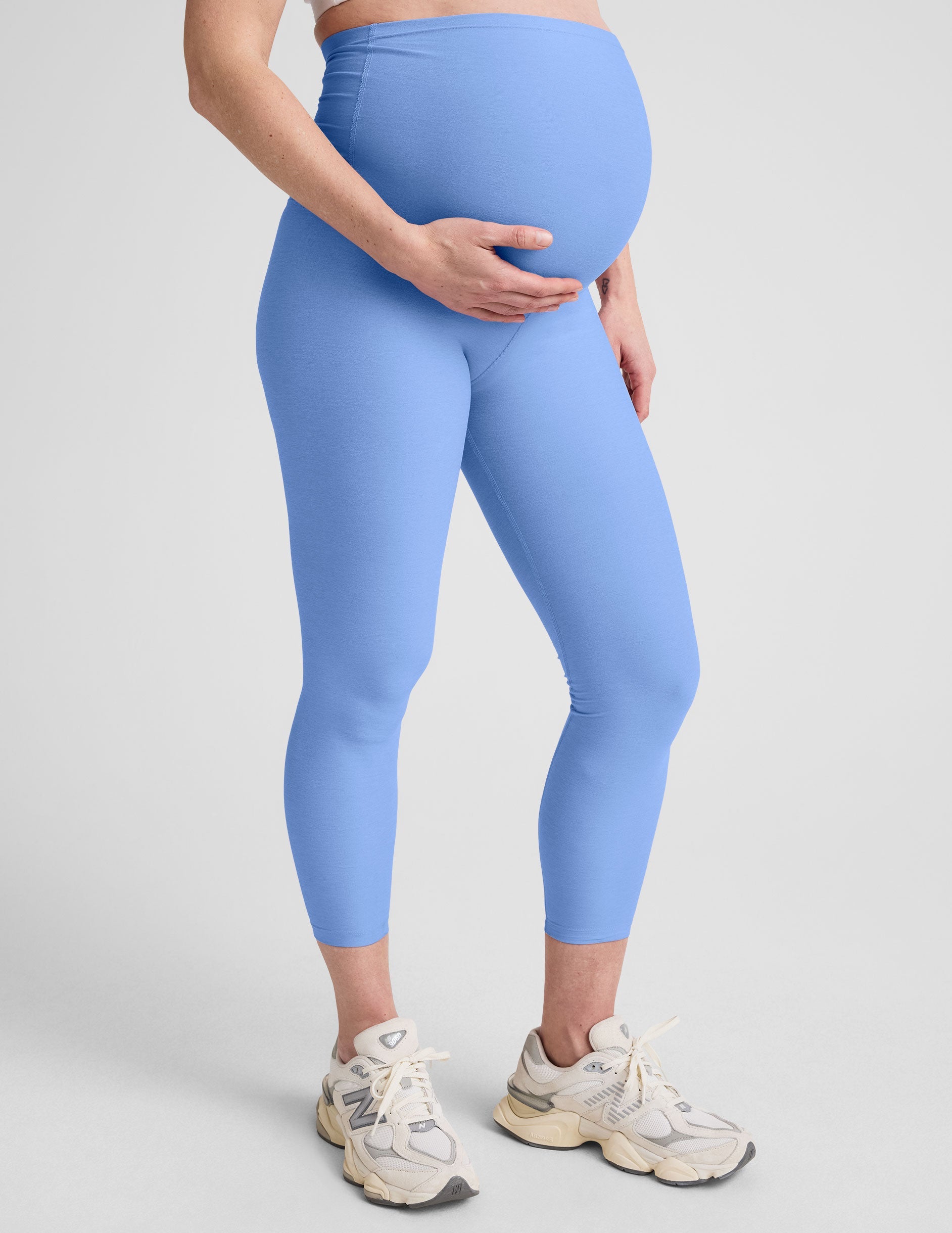 Beyond Yoga Ultra-Soft Spacedye Maternity Capri Leggings: Over-Belly Support & Comfort