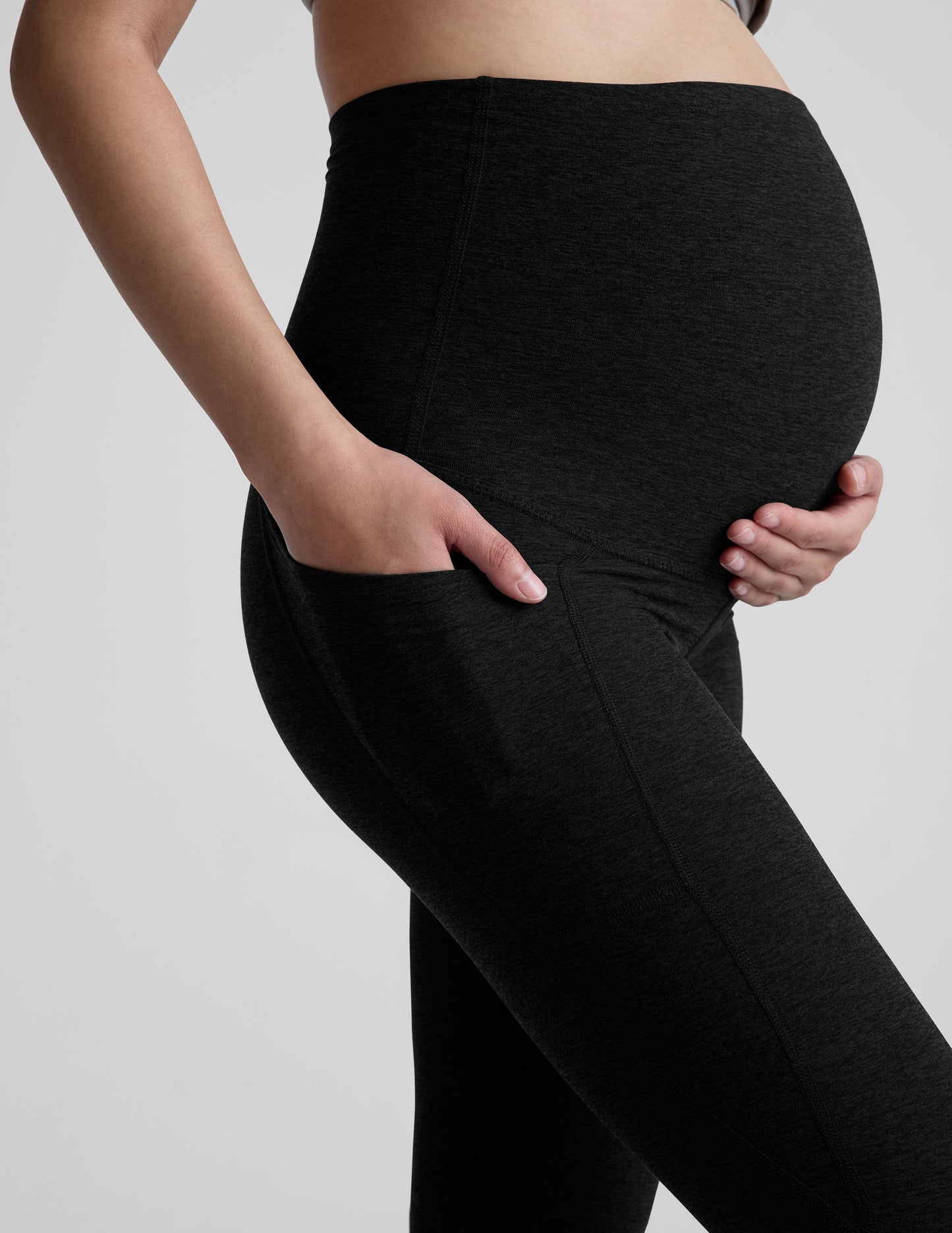 Comfort-Fit Spacedye Maternity Midi Leggings with Pockets and High Waistband