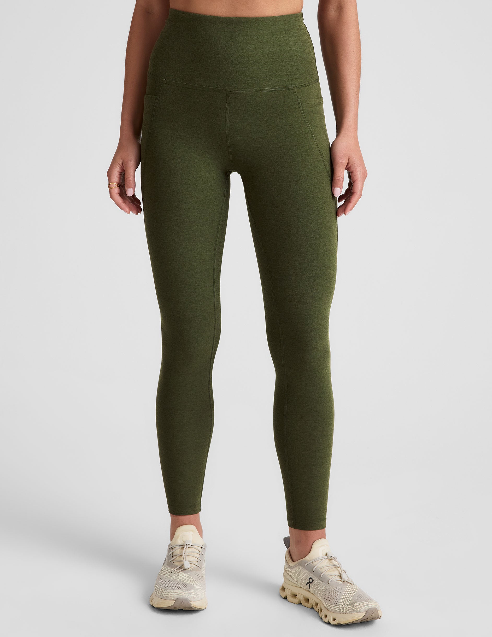 Beyond Yoga Spacedye High-Waisted Midi Legging: Pockets, Comfort, Style