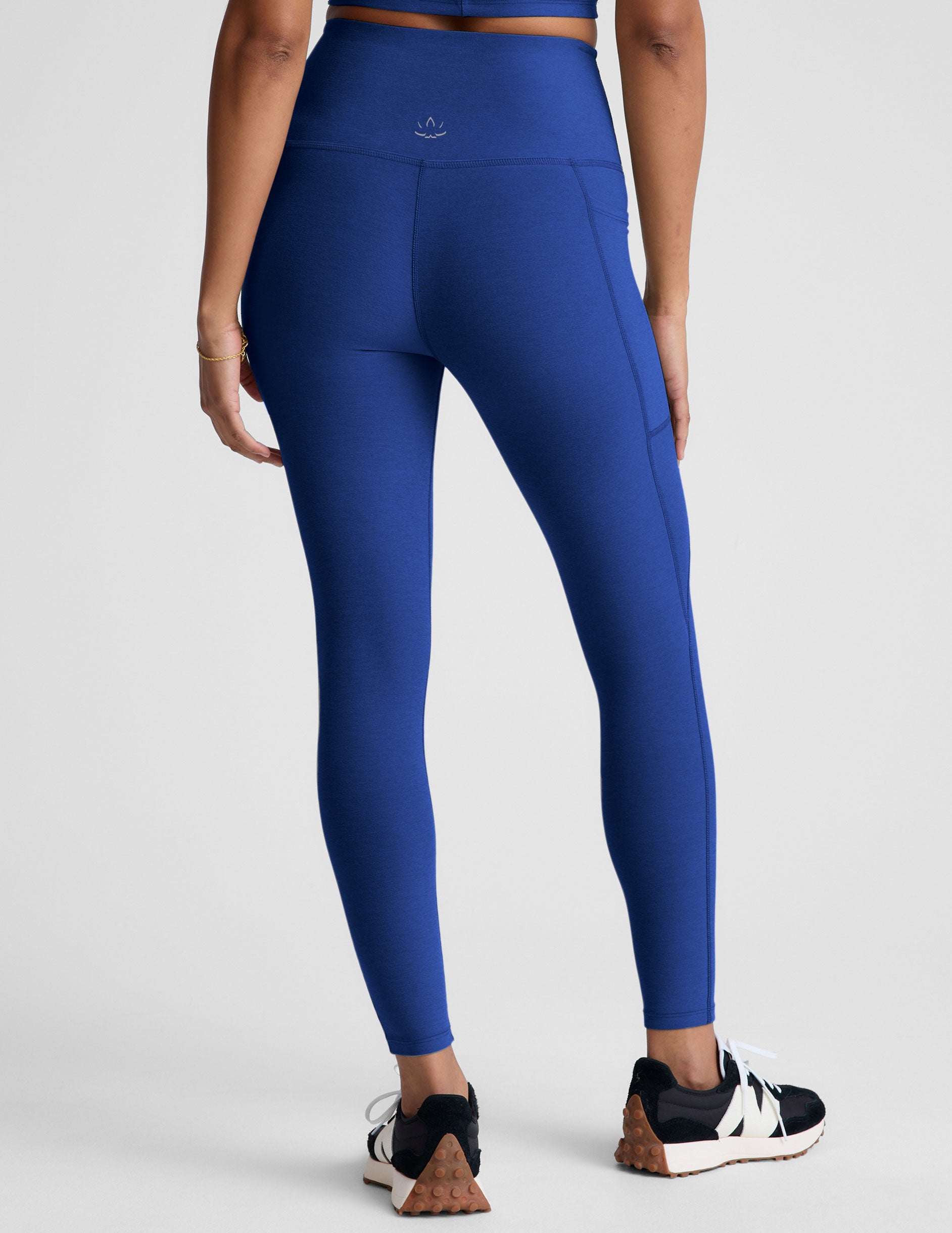 Spacedye High-Waisted Midi Leggings with Pockets: Ultimate Comfort & Flattering Fit