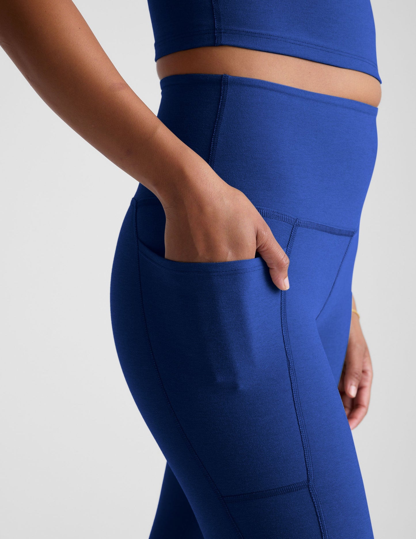 Spacedye High-Waisted Midi Leggings with Pockets: Ultimate Comfort & Flattering Fit