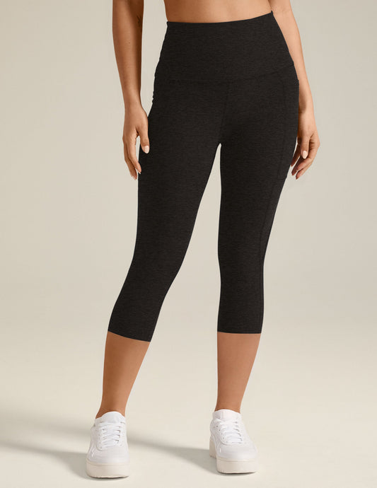 Spacedye High-Waisted Capri Leggings: Breathable Performance with Convenient Side Pockets
