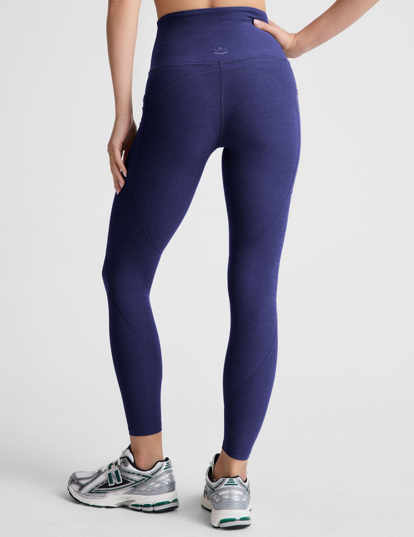 Soft Spacedye Equipped Midi Leggings with Pockets - Ultimate Comfort & Style