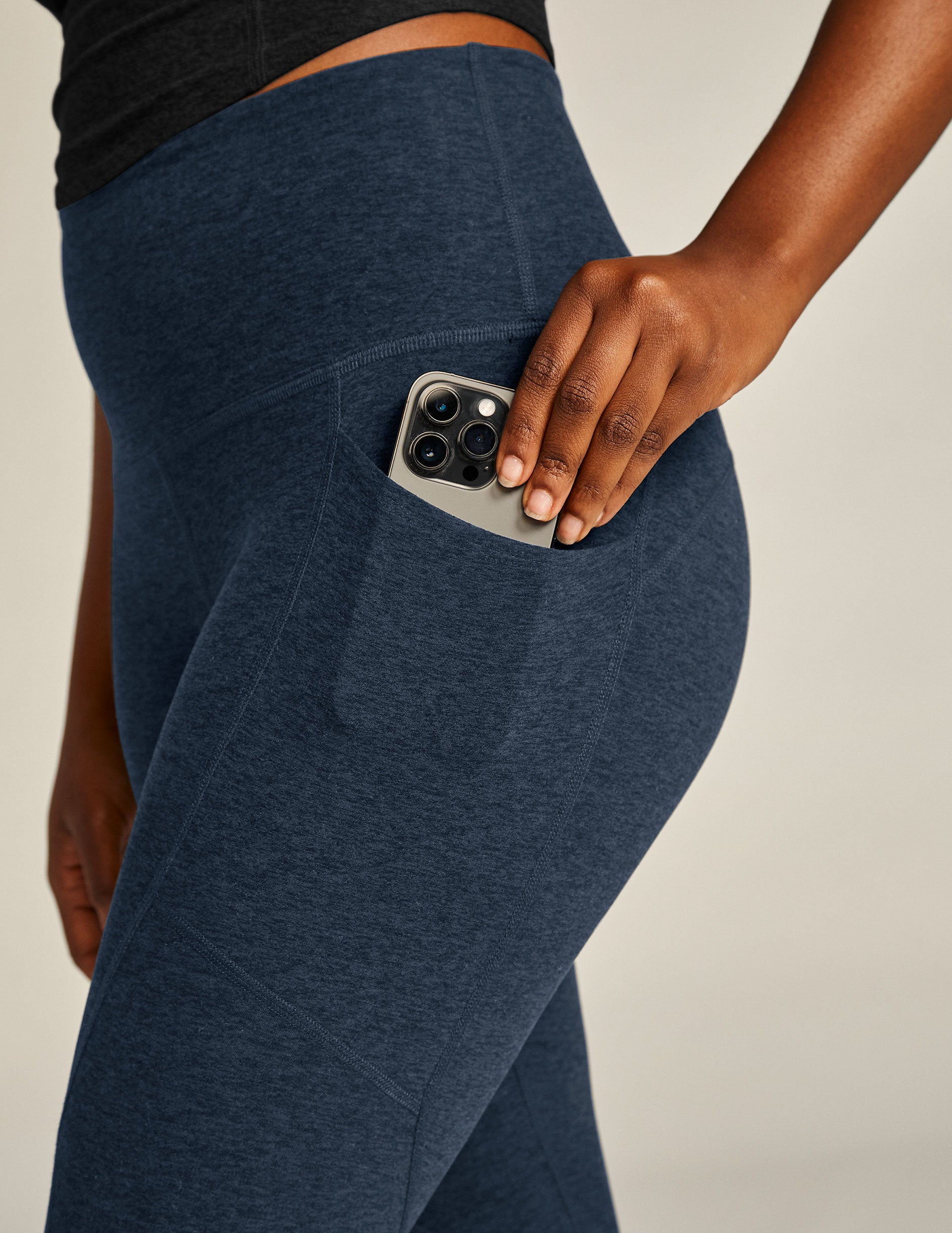 Beyond Yoga Spacedye Equipped Midi Legging: Soft, High-Waisted, Pocketed Athletic Wear