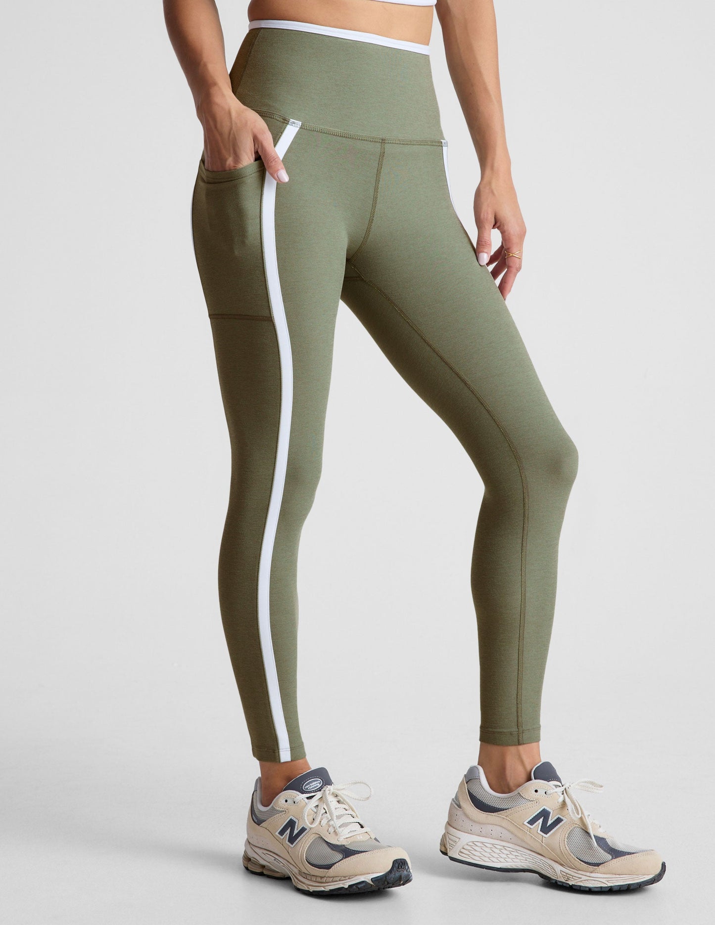 Spacedye High-Waisted Midi Legging: Pockets, Contrast Trim, Ultimate Comfort