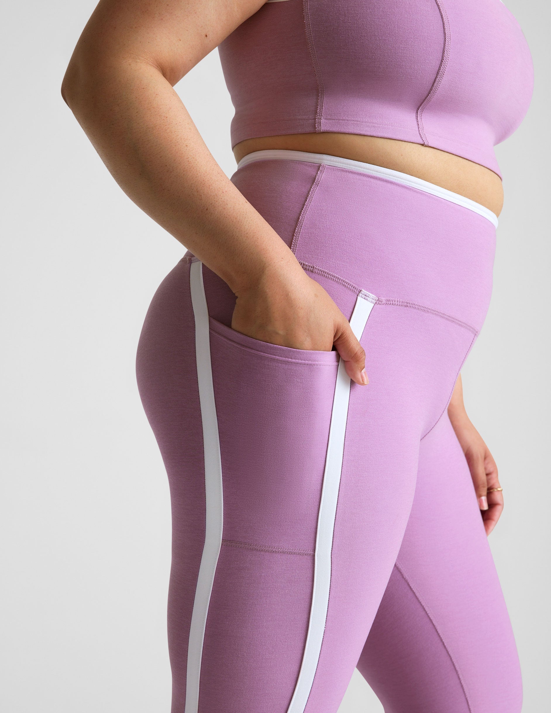 Spacedye Lilac Petal High-Waisted Midi Legging with Pockets and Contrast Piping