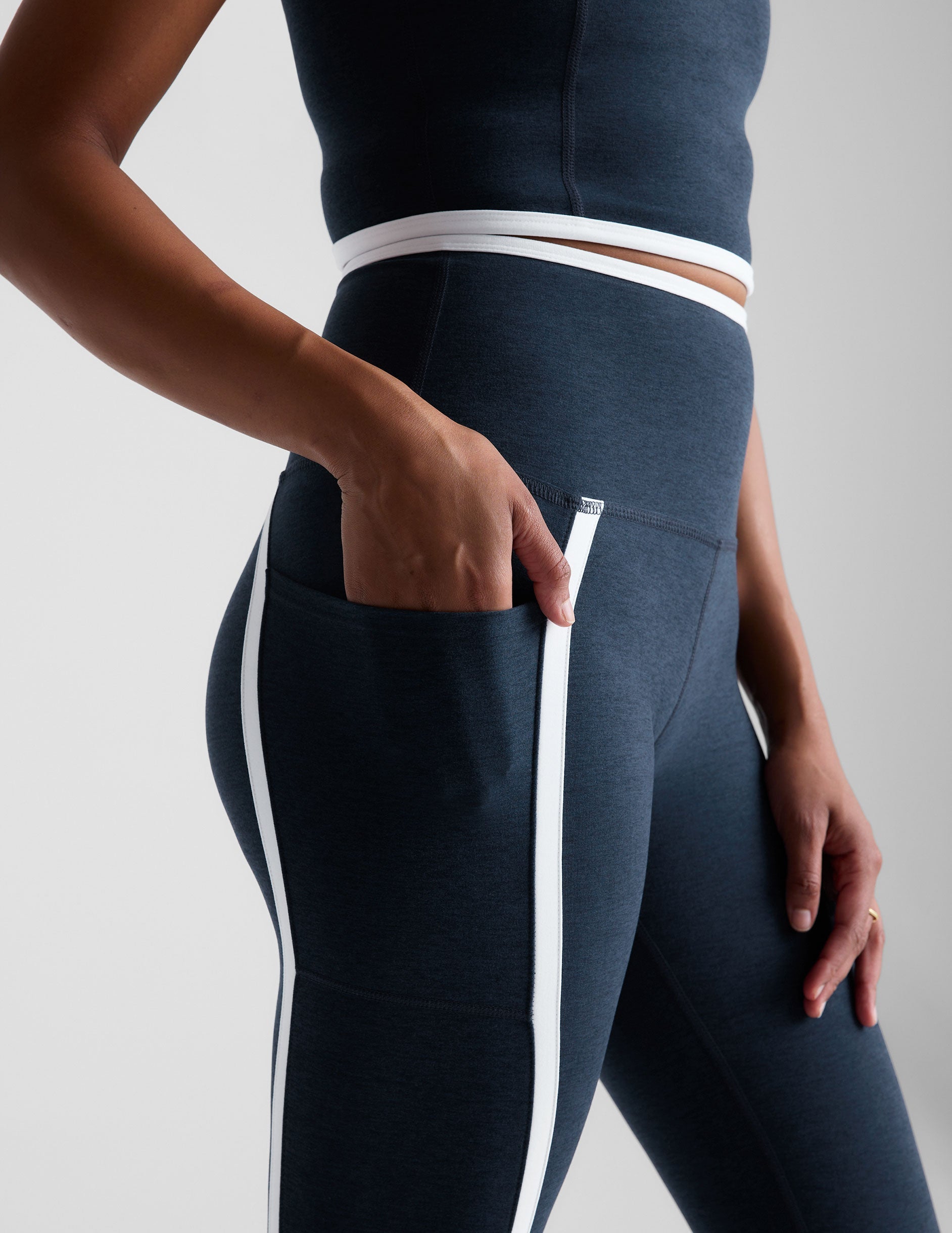 Spacedye High-Waisted Midi Leggings: Pockets, Contrast Trim, Ultimate Comfort Fit