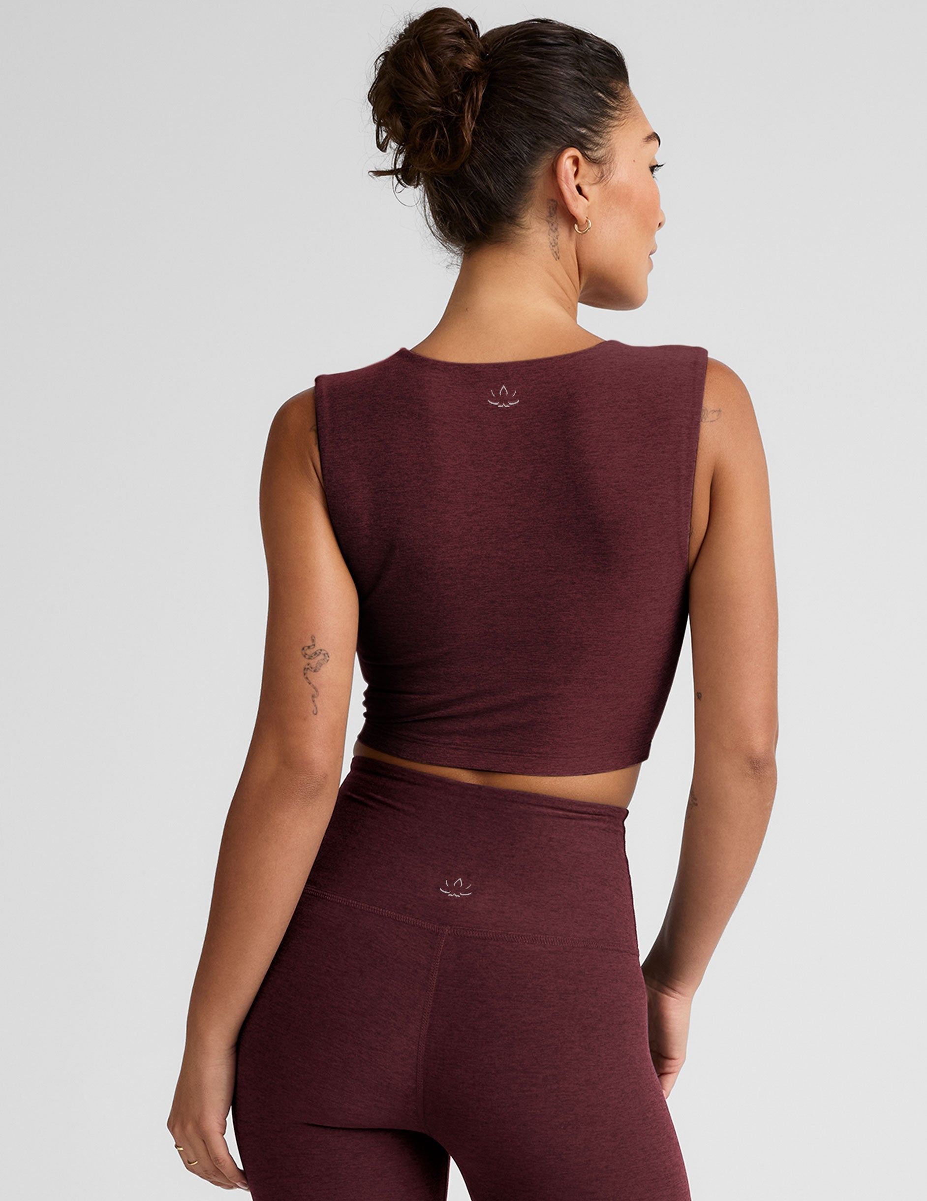 Beyond Yoga Spacedye Cropped Tank: Square Neck, Built-in Bra, Ultimate Comfort