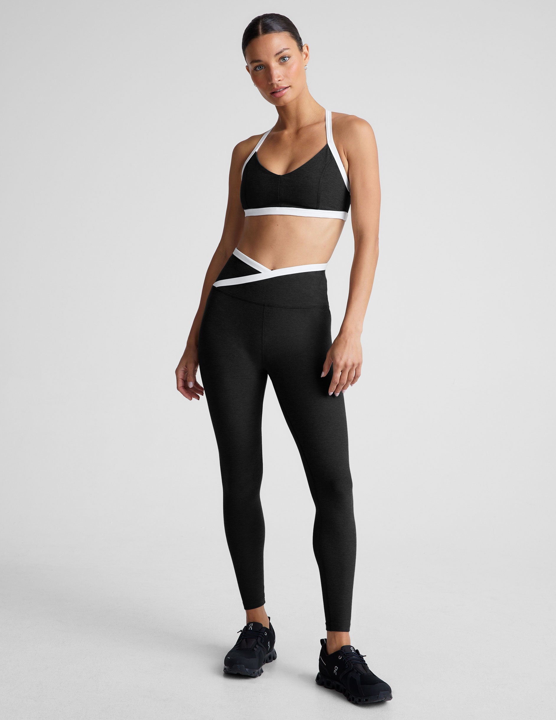 Spacedye Outlines V-Neck Racerback Bra Top - Medium Support Activewear
