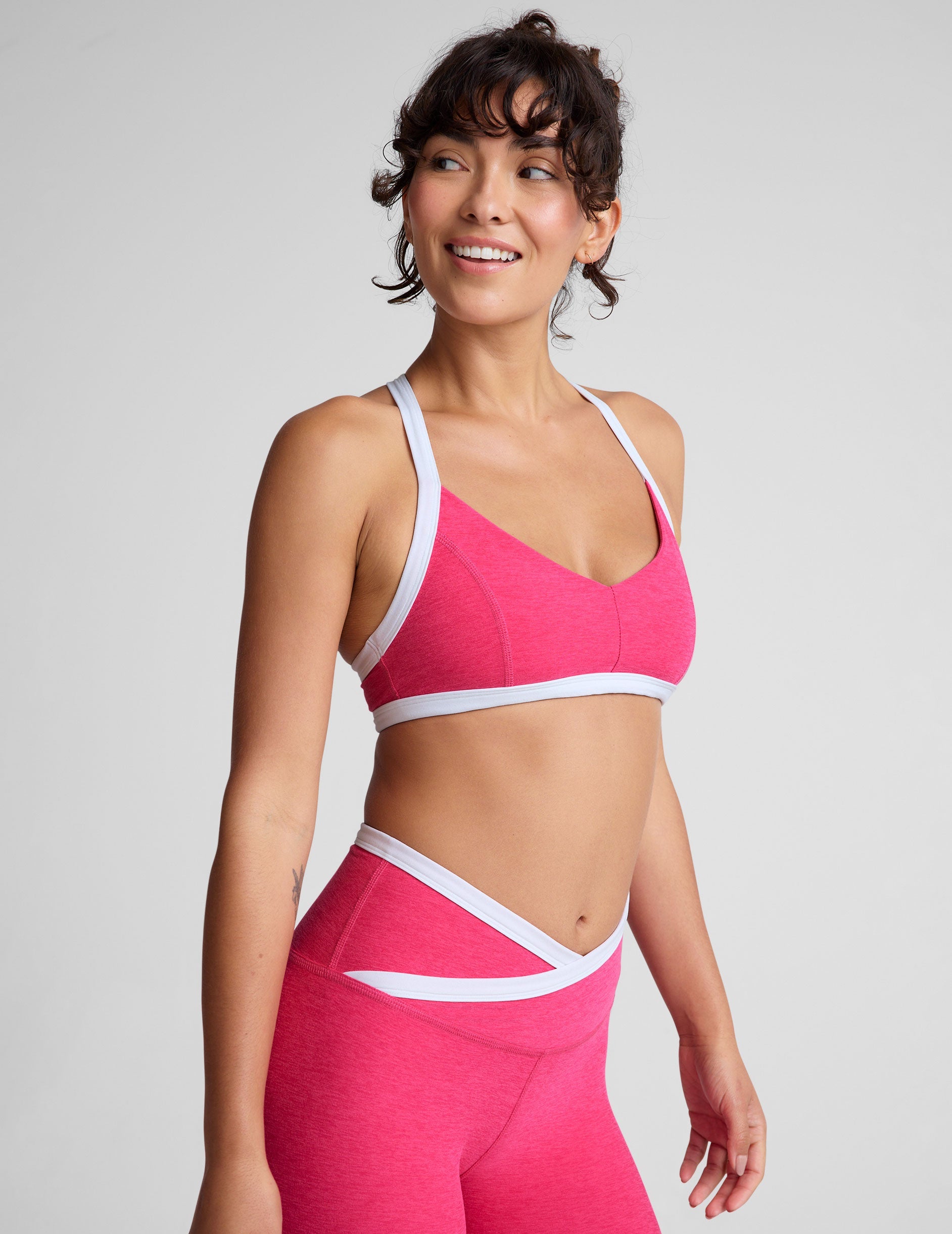 Spacedye Outlines V-Neck Active Bra, Vivid Pink Cloud White, Medium Support