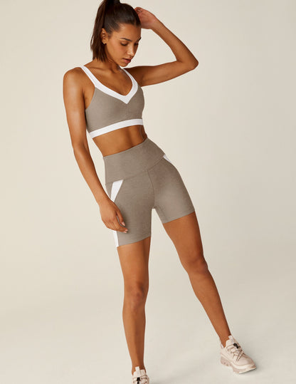 Spacedye V-Neck Sport Bra: Comfortable Activewear with Retro Trim