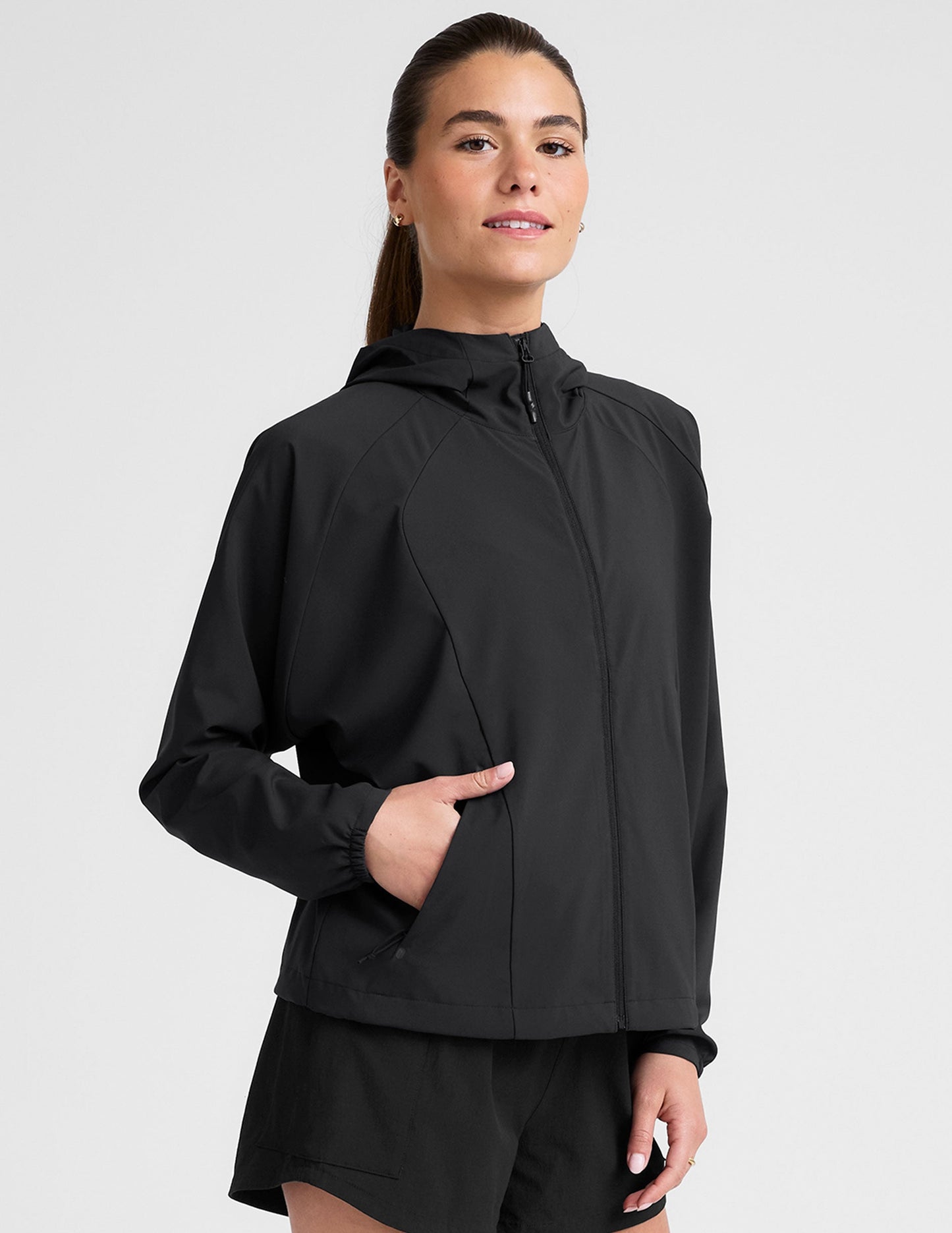 Lightweight Packable Cross Country Jacket for Women with Zipper Pockets