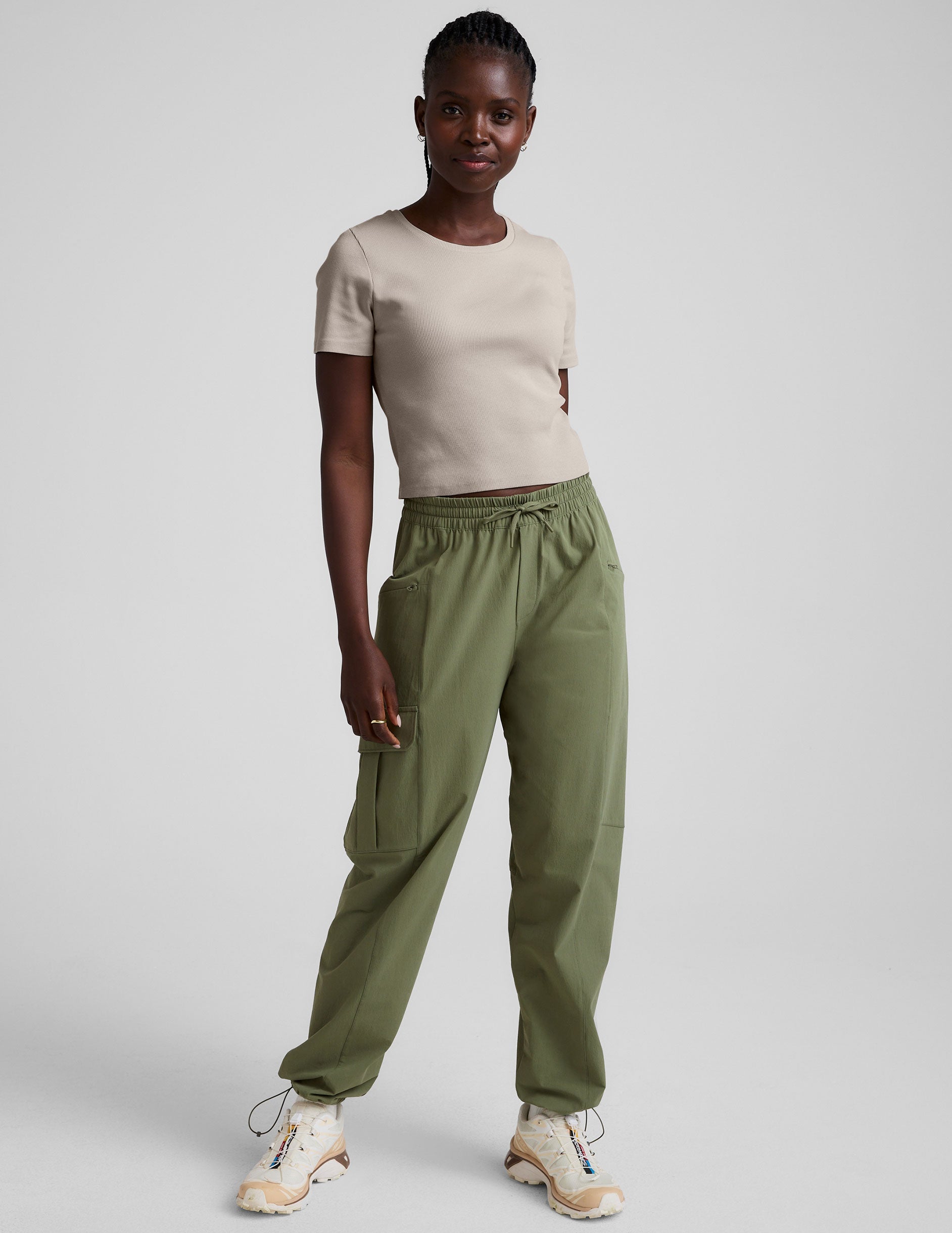 Soft Ribbed Crop Baby Tee: Comfortable Scoop Neck Short Sleeve Top