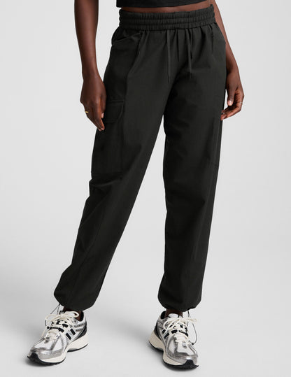 Comfortable Women's Mid-Rise Cargo Pant with Adjustable Hem and Secure Pockets