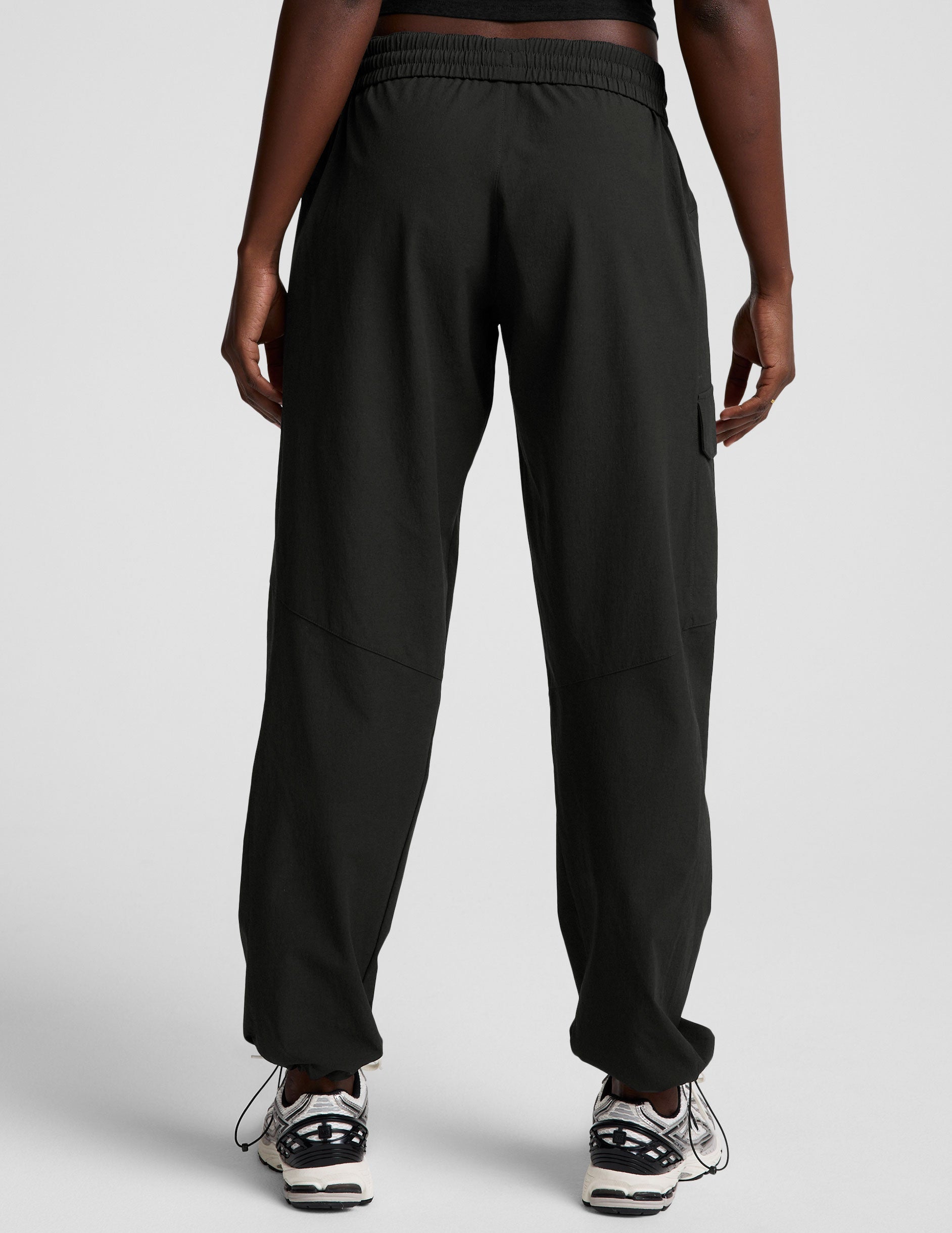 Comfortable Women's Mid-Rise Cargo Pant with Adjustable Hem and Secure Pockets
