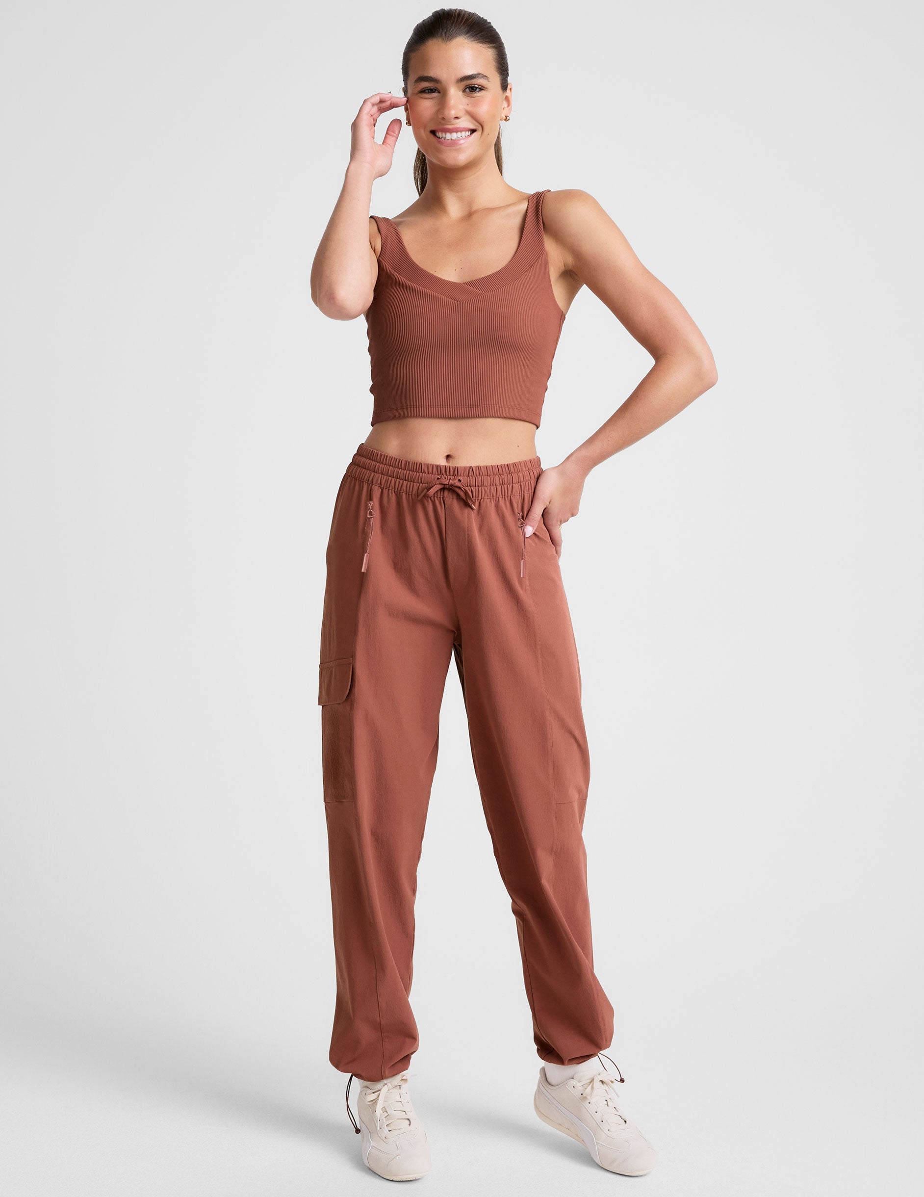Effortlessly Cool Women's Relaxed Fit Cargo Peak Pants with Adjustable Hem