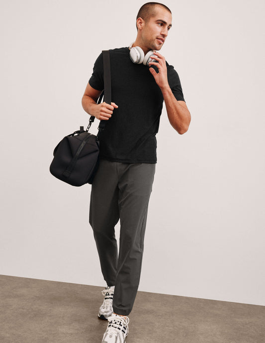 Beyond Yoga Men's On-The-Go Graphite Jogger Pants with Tapered Fit